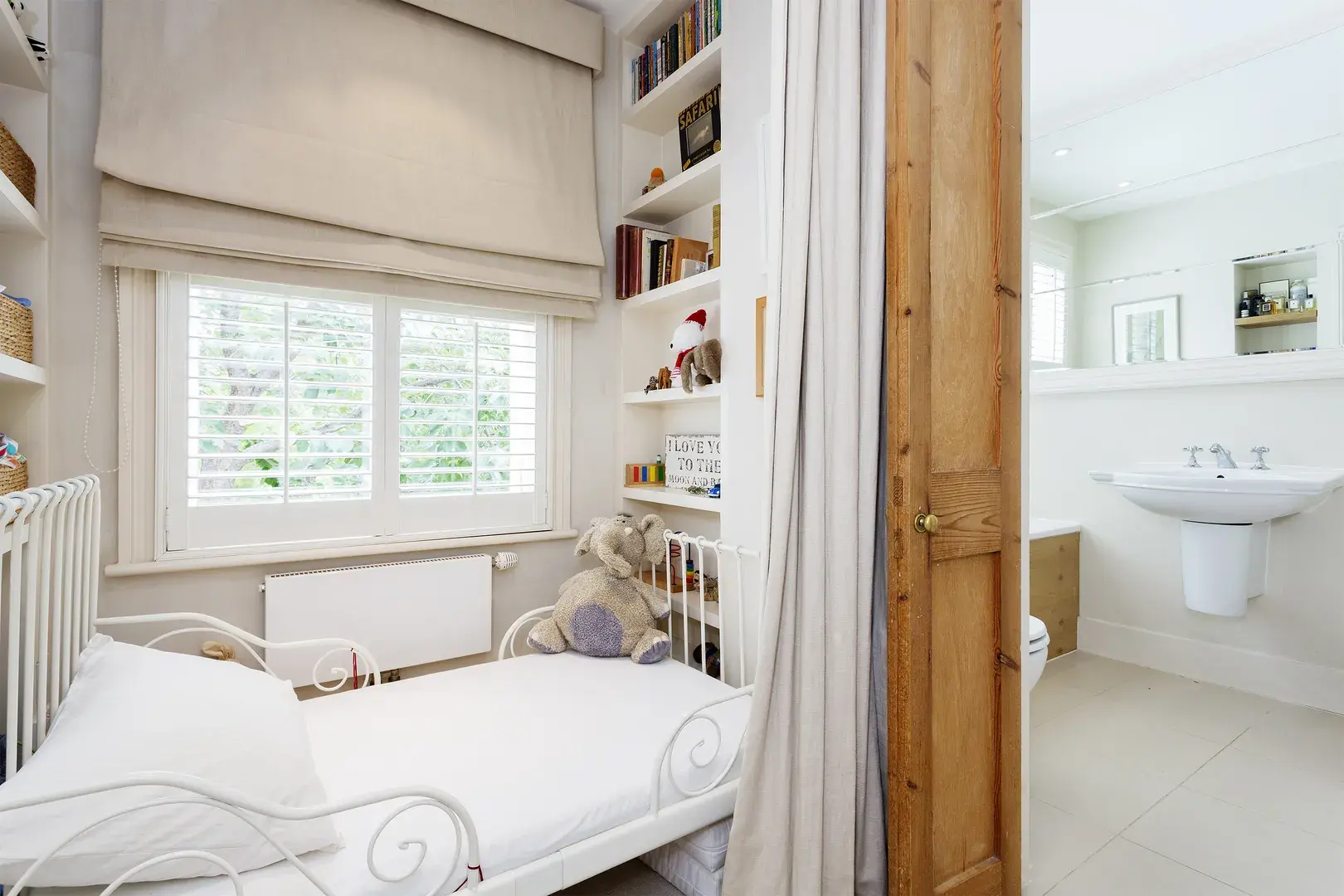 Sandilands Road, holiday home in Fulham, London