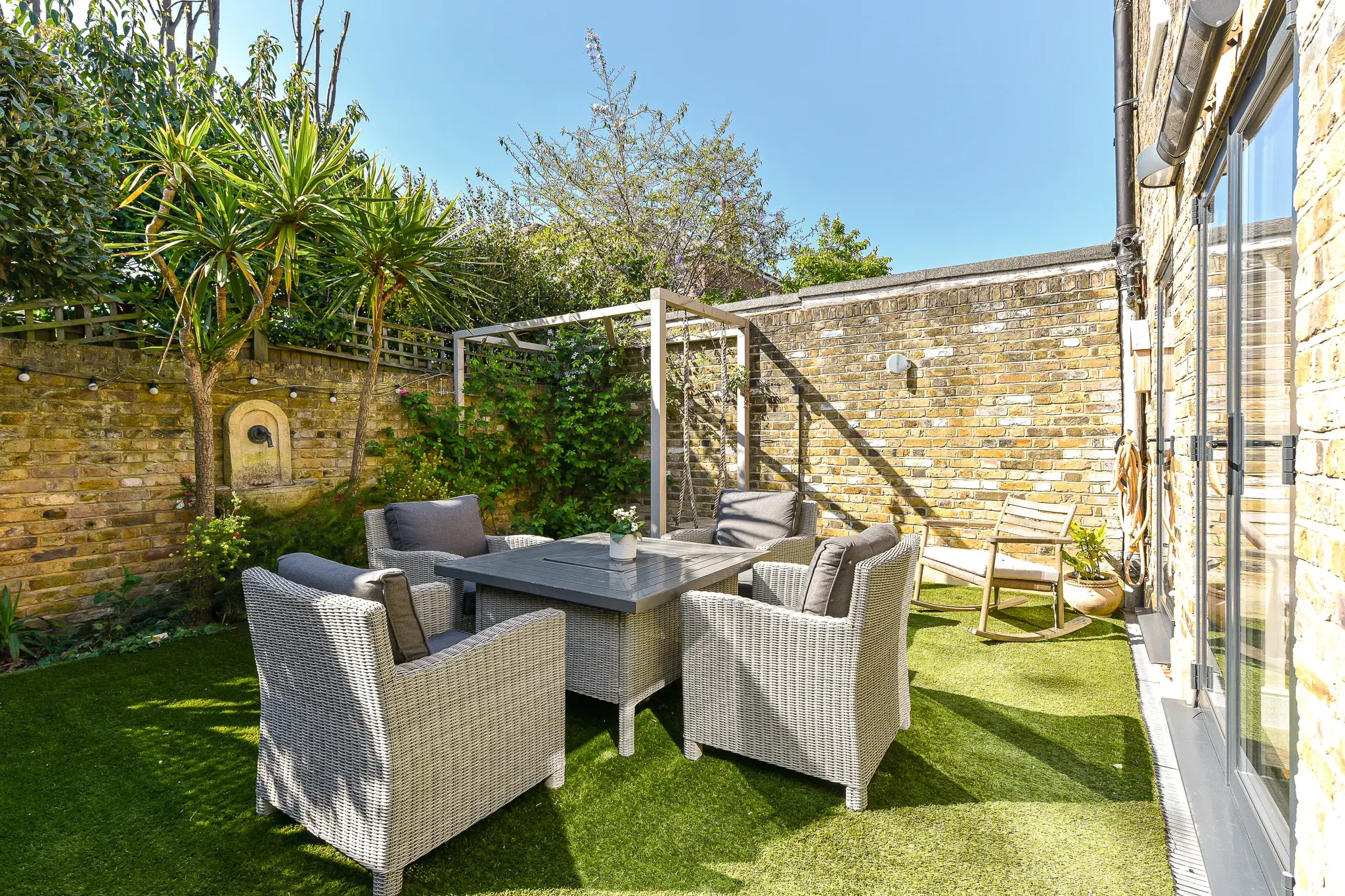 Parkfields, holiday home in Putney, London