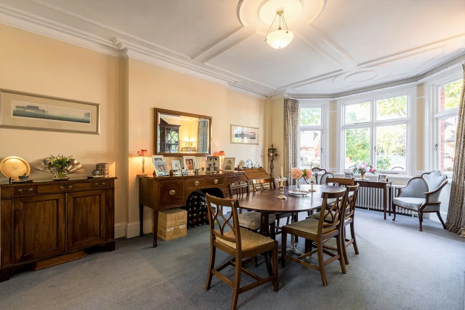 Pensford Avenue, holiday home in Kew, London