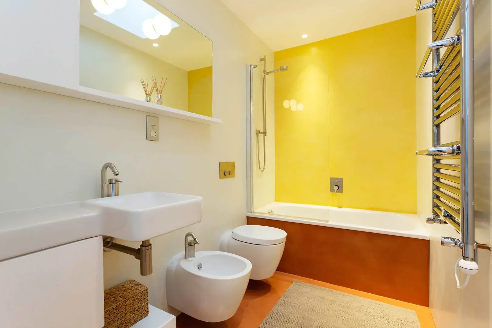 Moore Street, holiday home in Chelsea, London