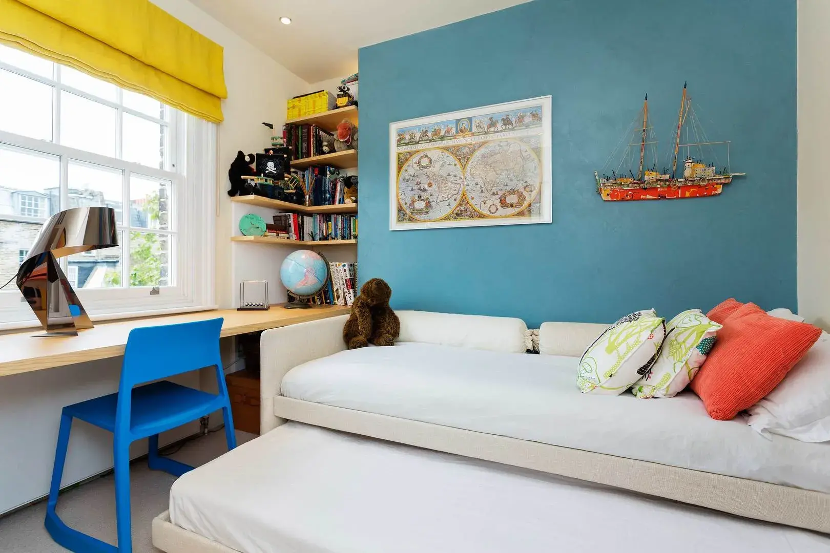 Moore Street, holiday home in Chelsea, London