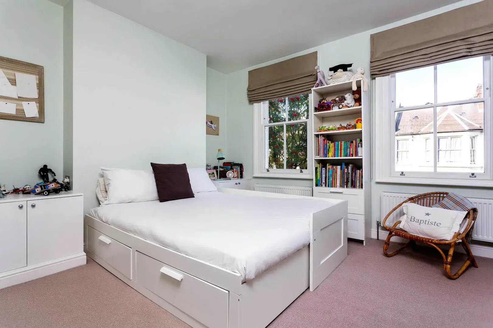 Disbrowe Road, holiday home in Fulham, London