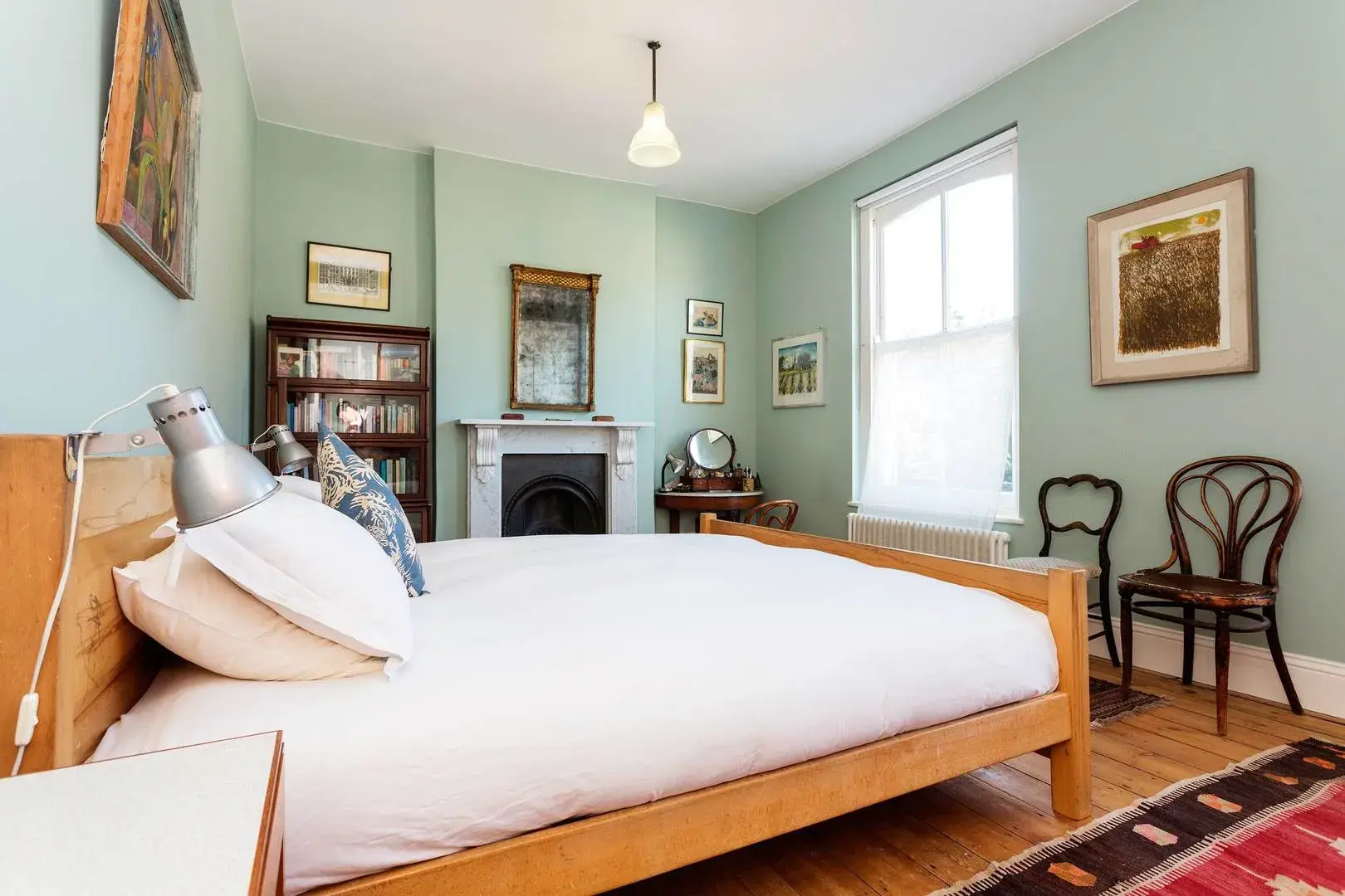 Saint Phillip's Road, holiday home in London