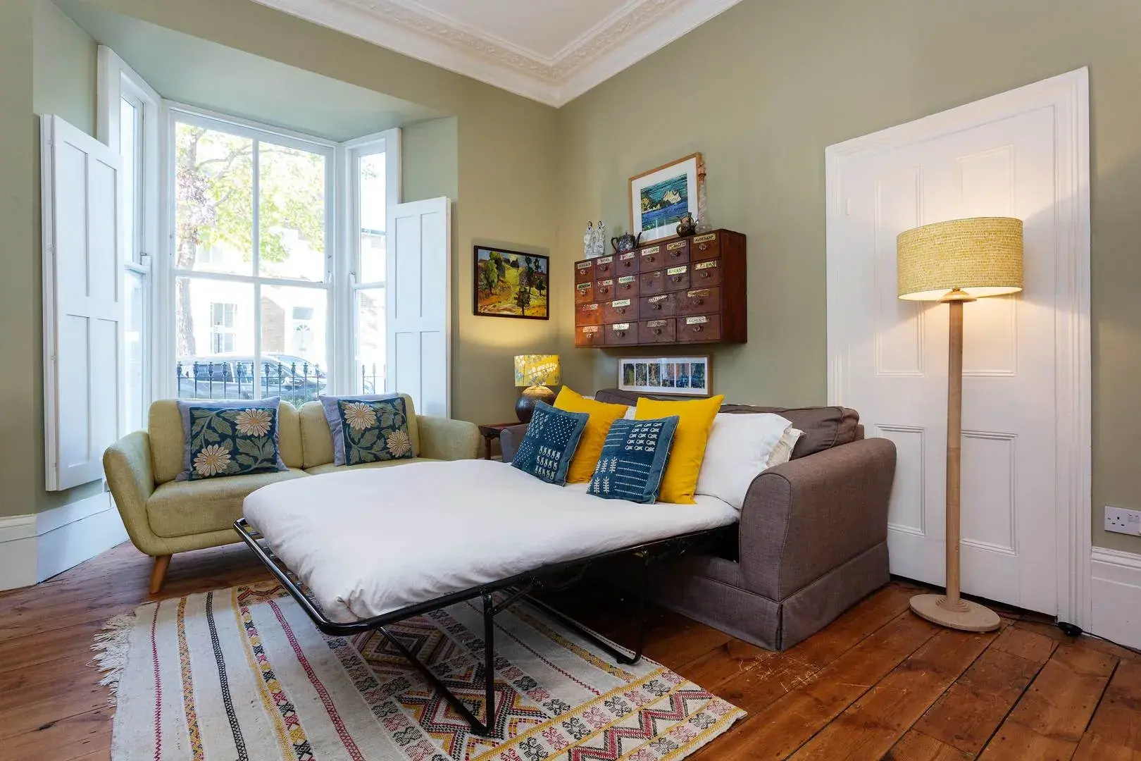 Saint Phillip's Road, holiday home in London