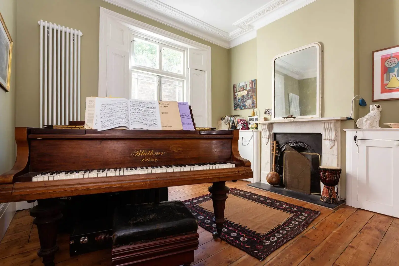 Saint Phillip's Road, holiday home in London