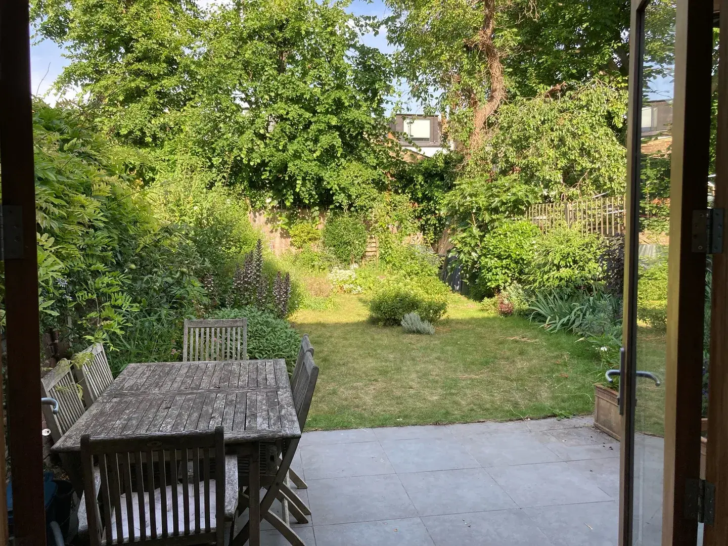 Saint Phillip's Road, holiday home in London