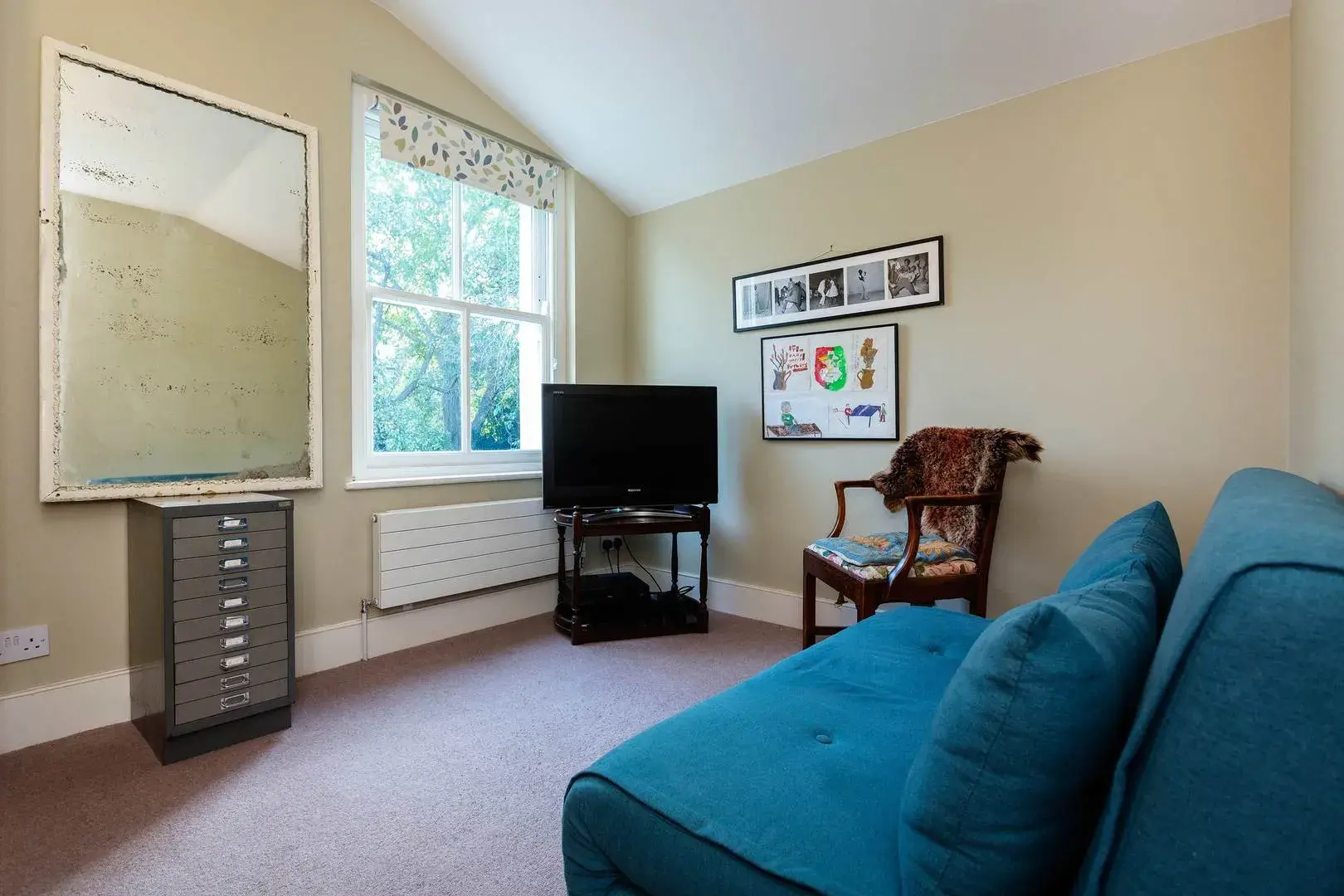 Saint Phillip's Road, holiday home in London