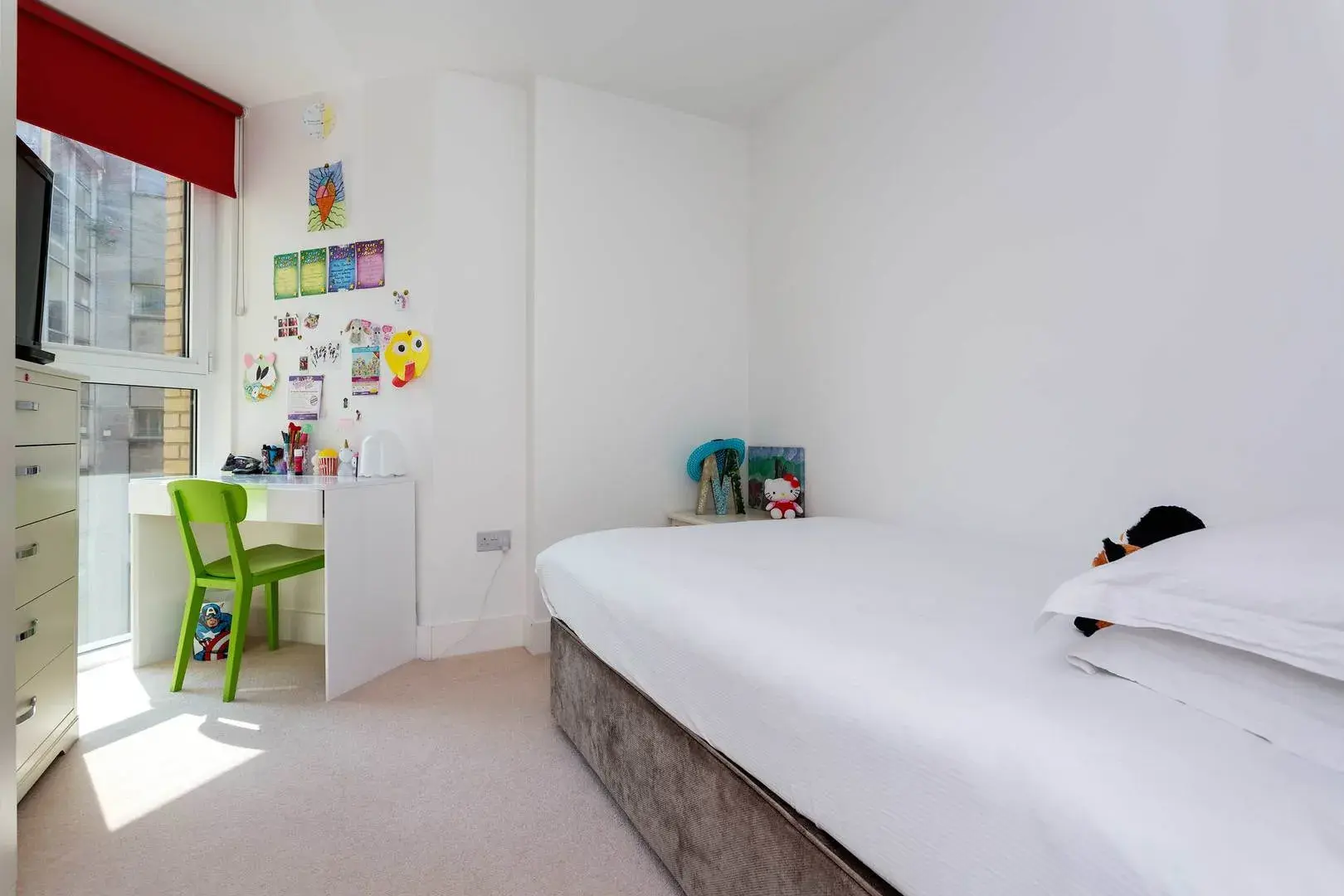 Central Avenue, holiday home in Fulham, London