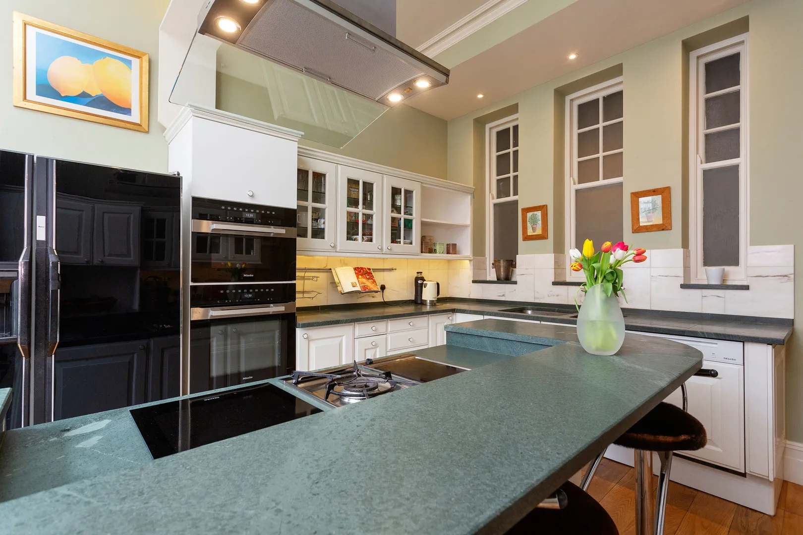 Gloucester Walk, holiday home in Kensington, London