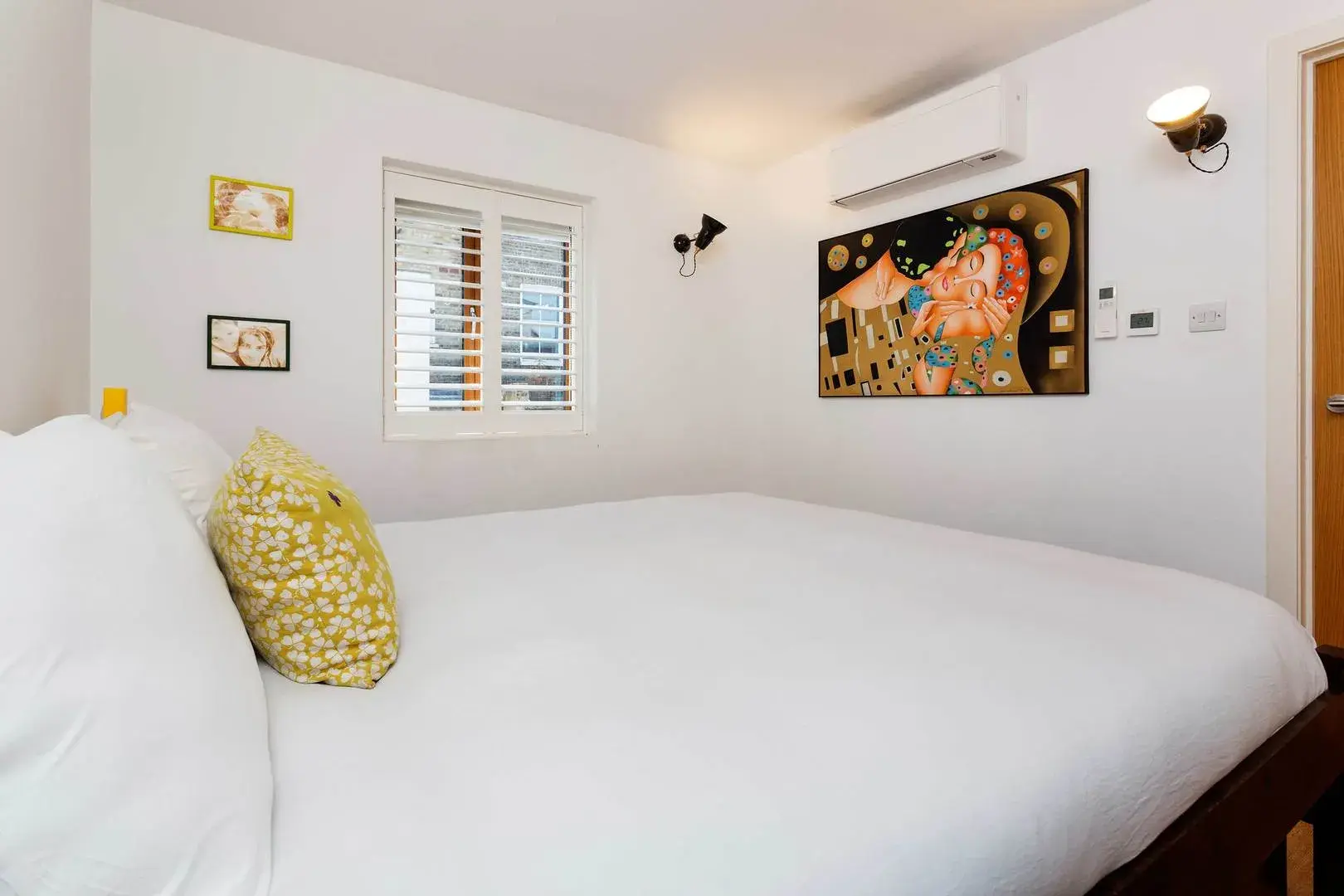 Cobbold Mews, holiday home in London