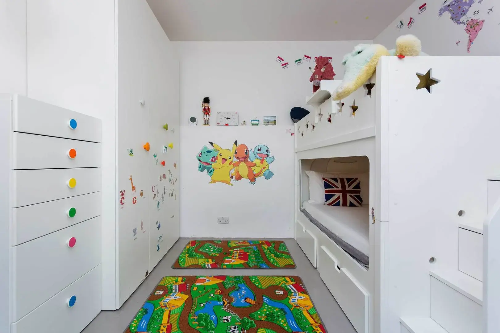 Cobbold Mews, holiday home in London