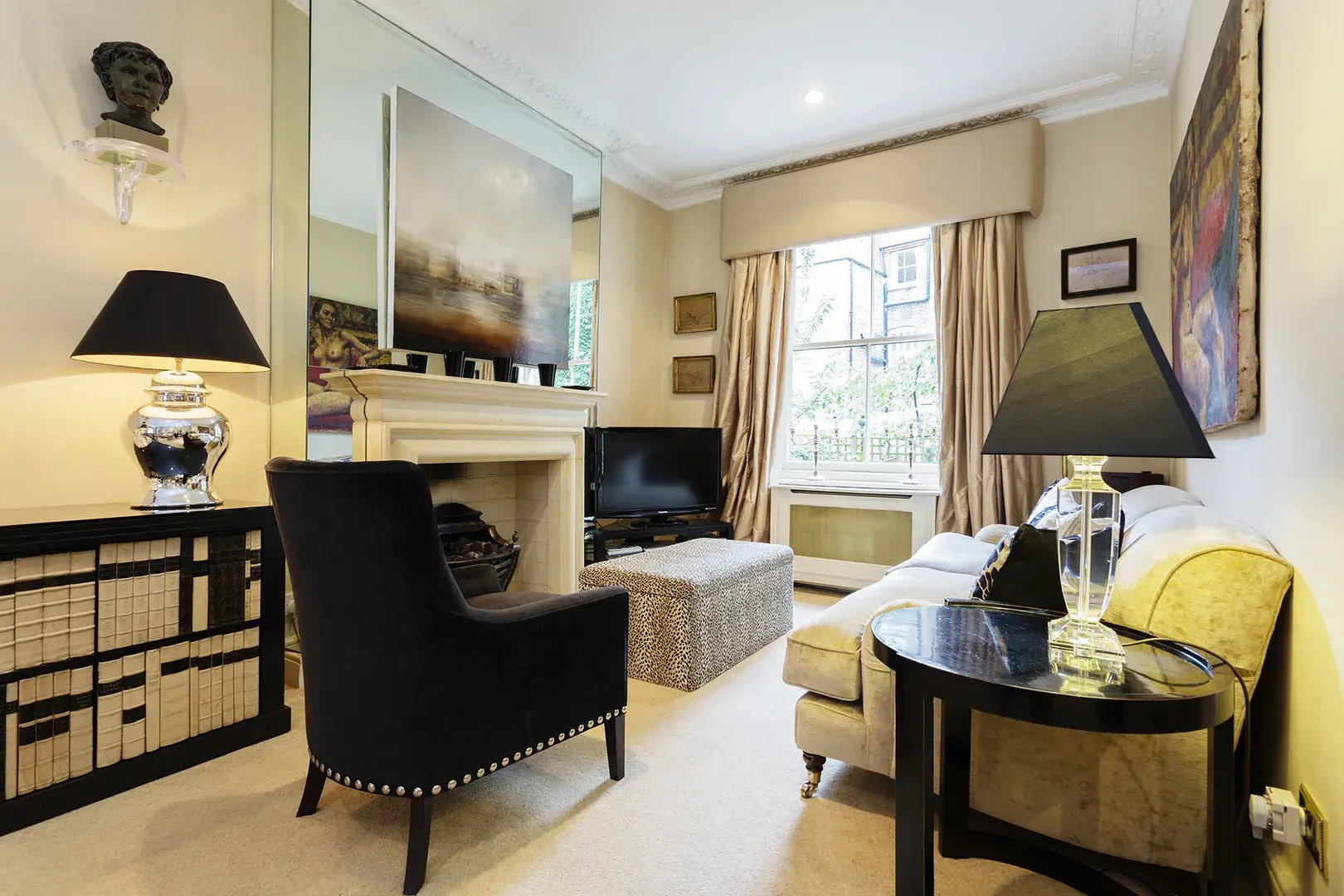 Haarlem Road, holiday home in Hammersmith, London
