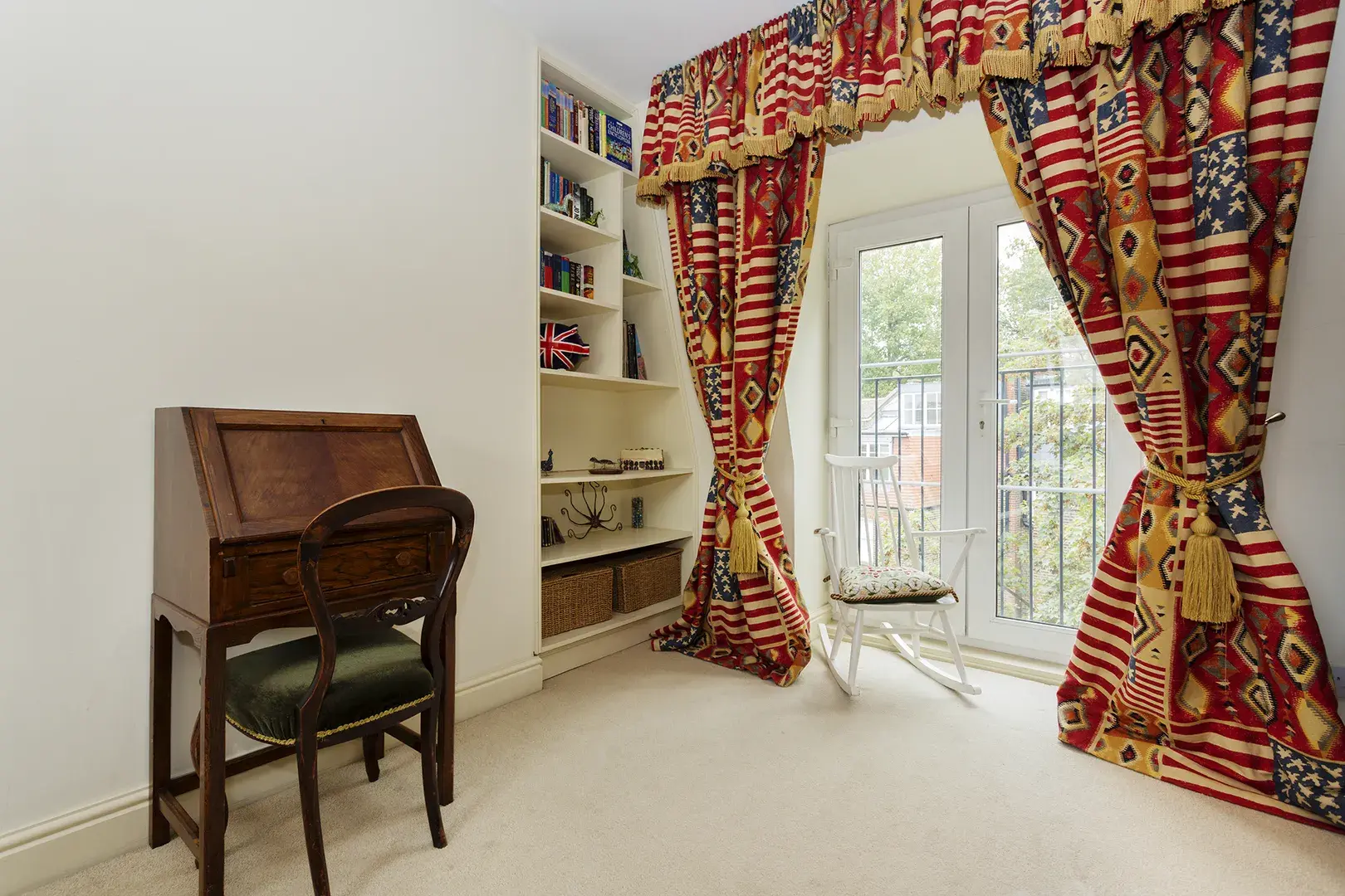 Haarlem Road, holiday home in Hammersmith, London