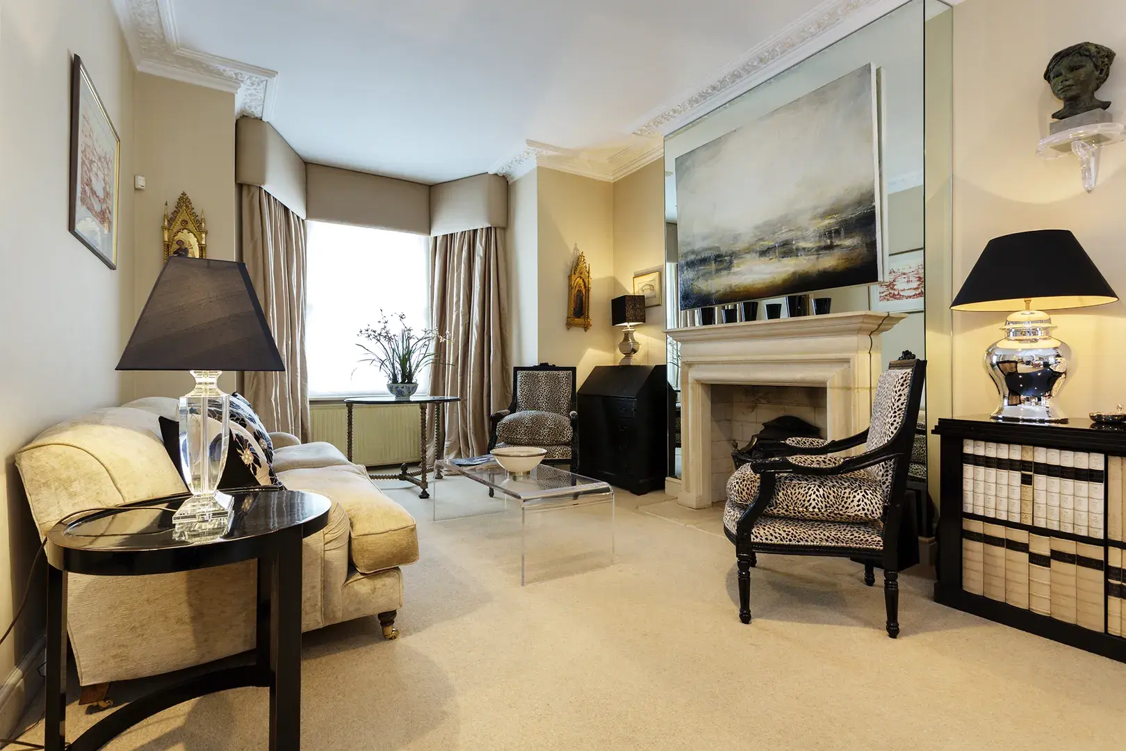 Haarlem Road, holiday home in Hammersmith, London