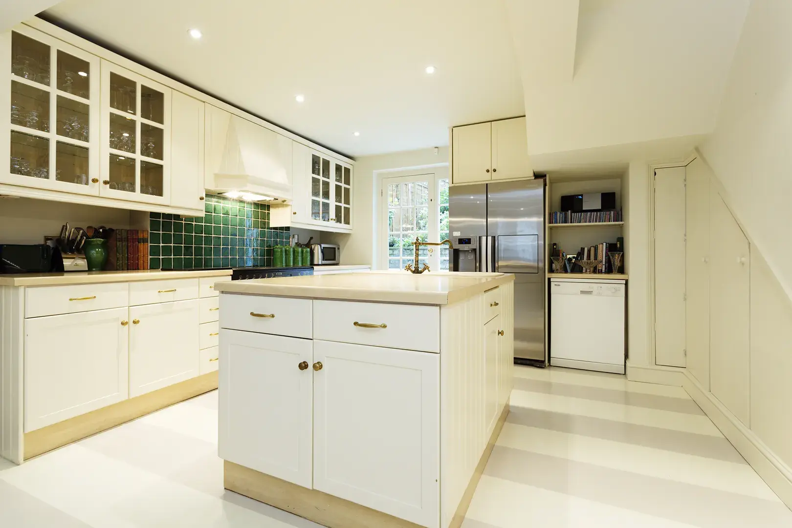 Haarlem Road, holiday home in Hammersmith, London