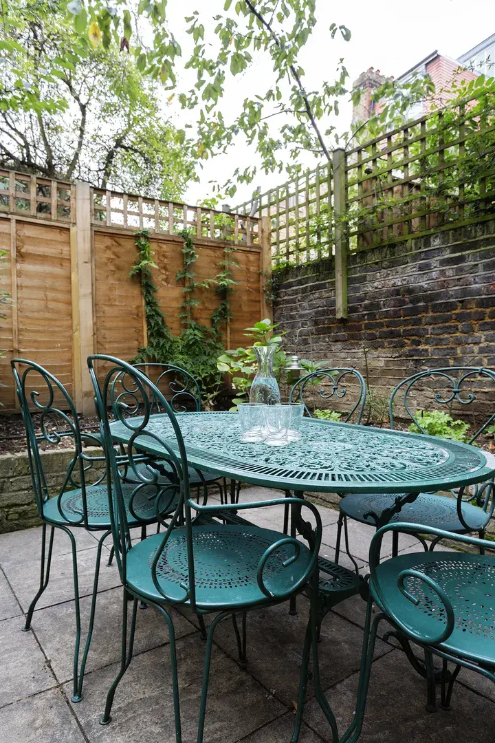 Haarlem Road, holiday home in Hammersmith, London