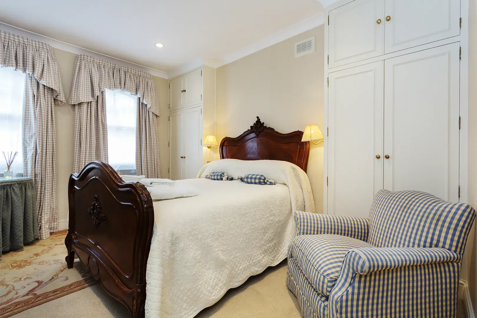 Haarlem Road, holiday home in Hammersmith, London