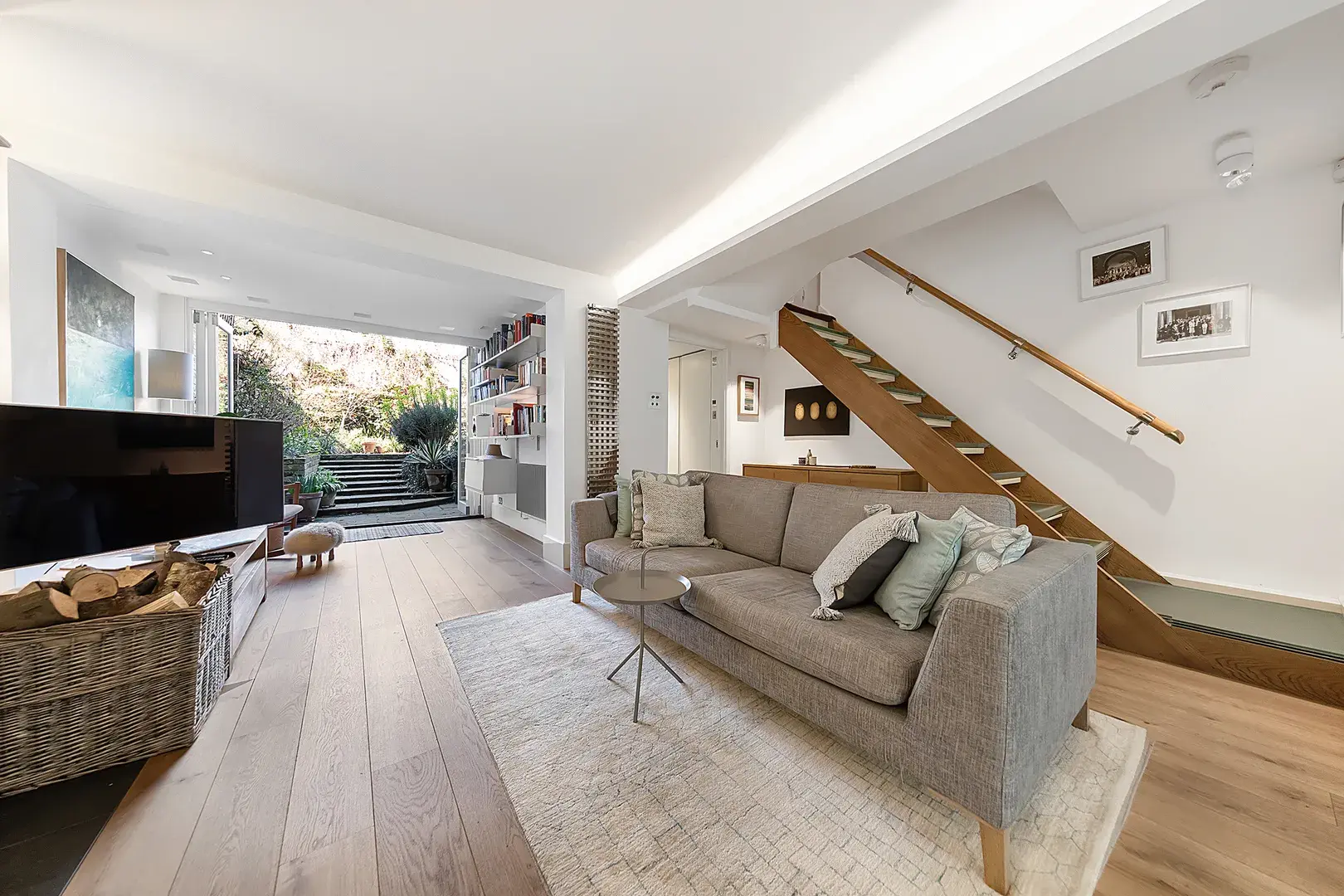 Devonia Road, holiday home in Islington, London