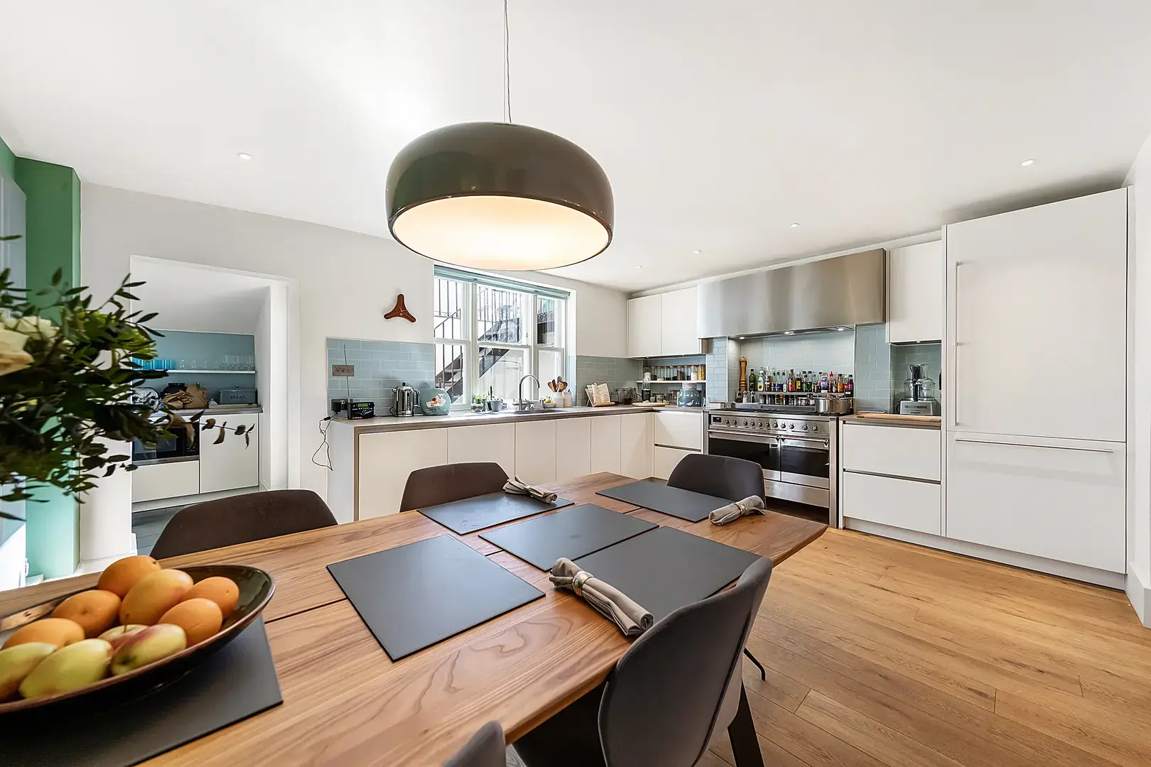 Devonia Road, holiday home in Islington, London