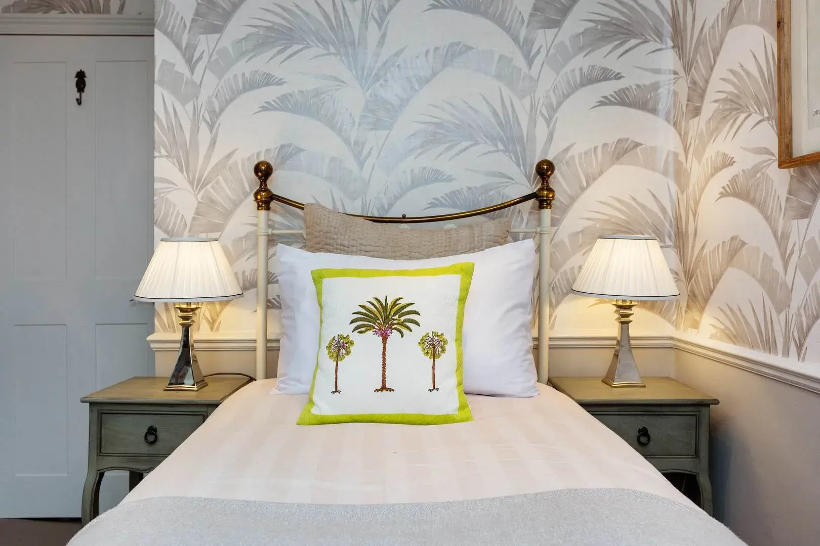 Pursers Cross Road, holiday home in Fulham, London