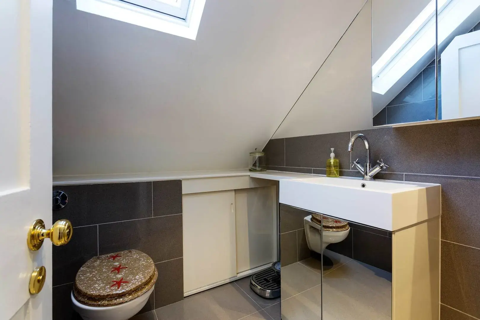 Dorlcote Road, holiday home in Wandsworth, London