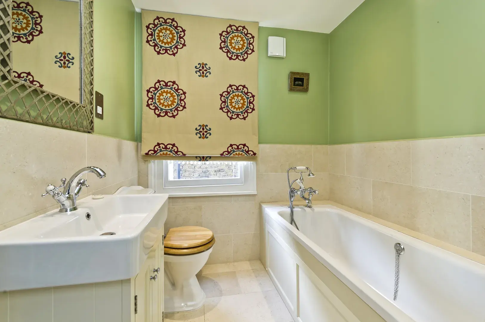 Sugden Road, holiday home in Battersea, London