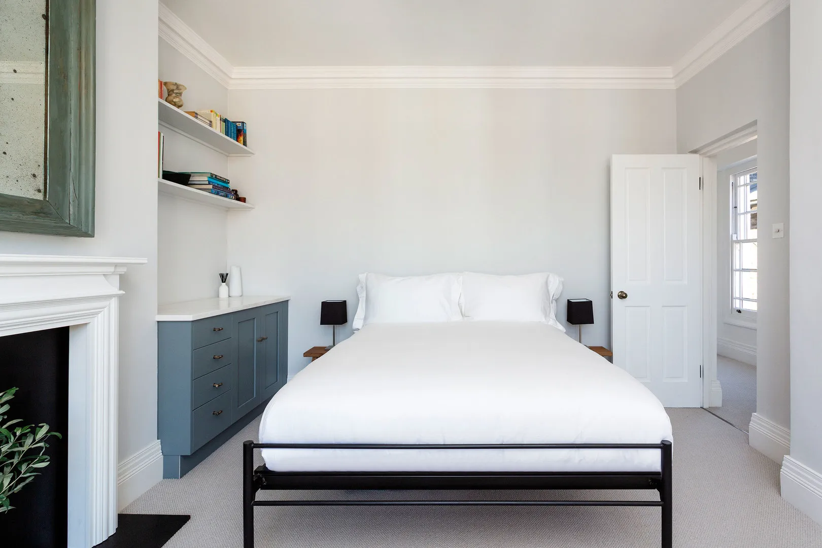 Elsynge Road, holiday home in Clapham, London