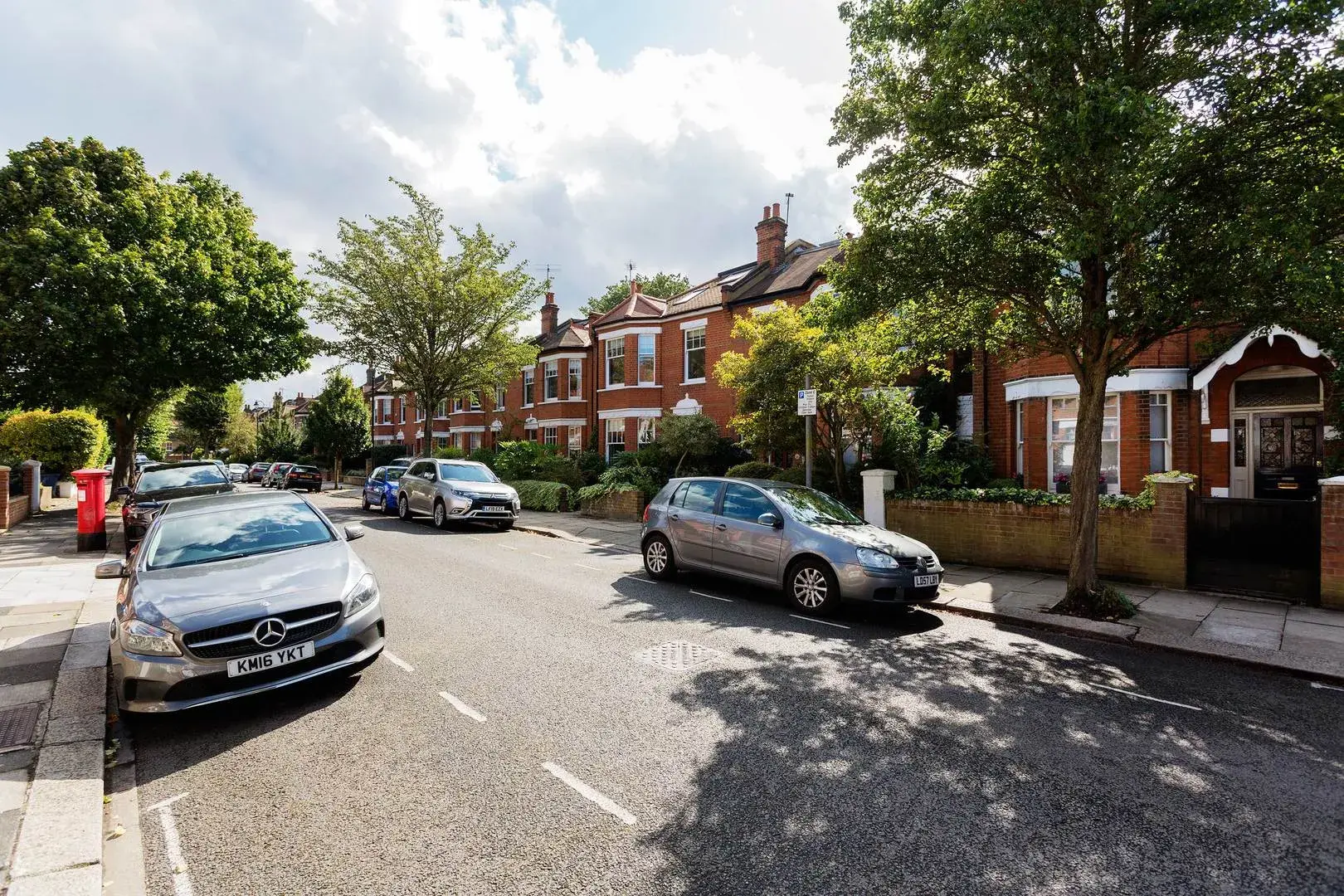 Webster Gardens, holiday home in London