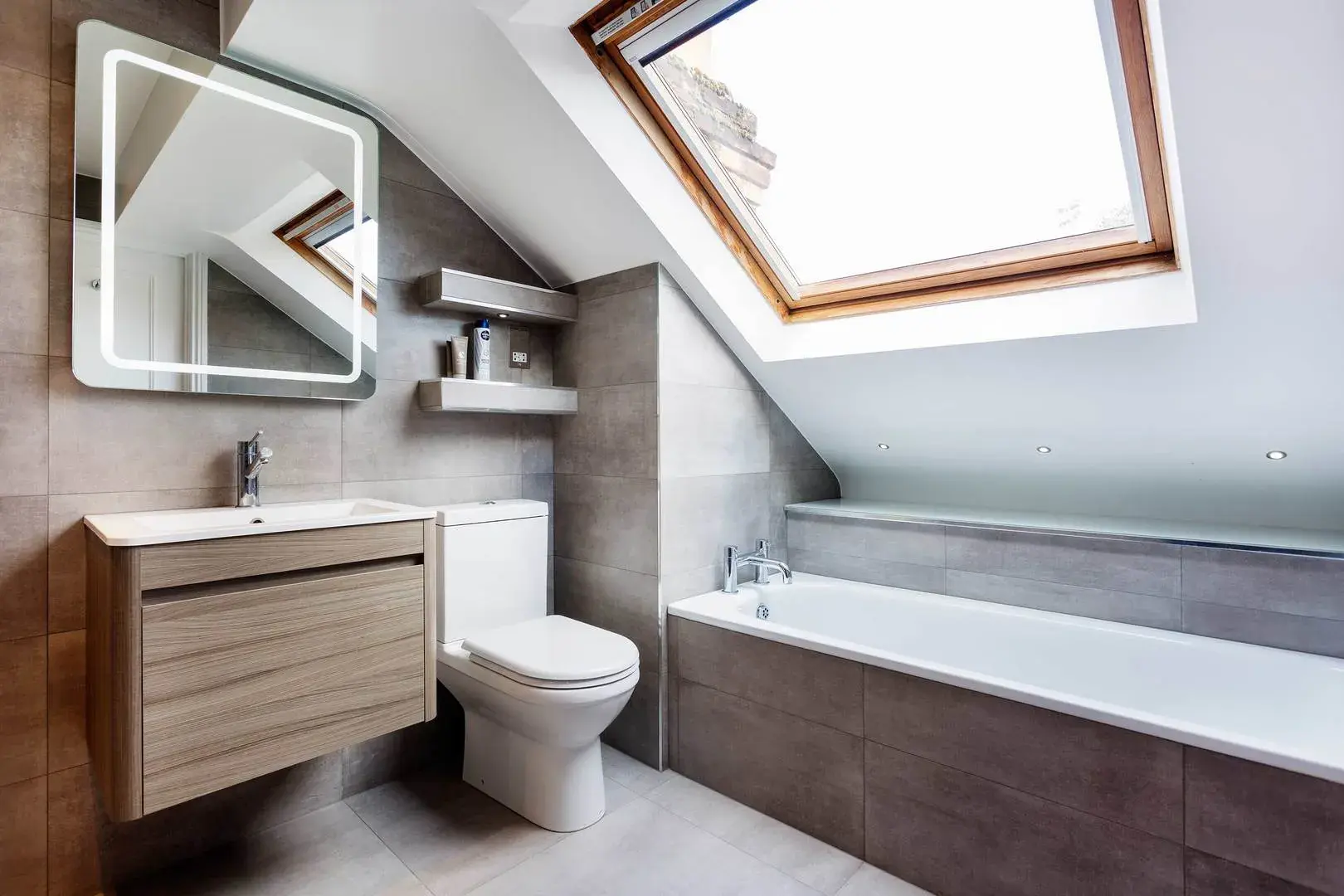 Webster Gardens, holiday home in London