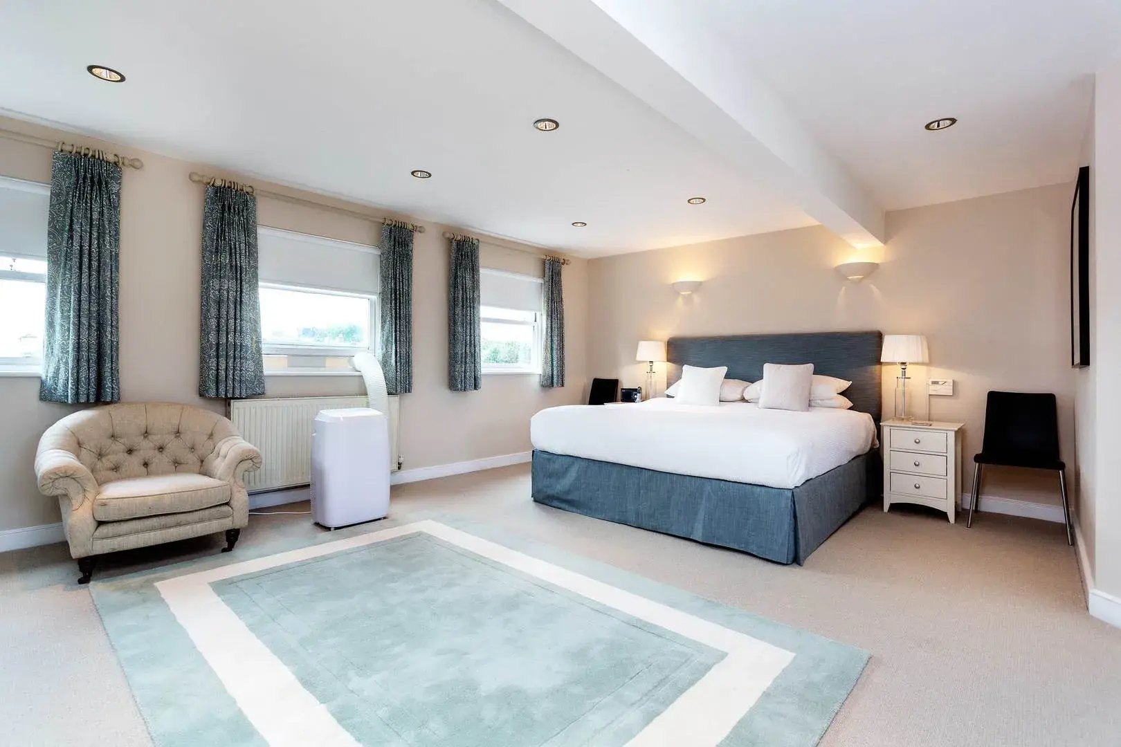 Webster Gardens, holiday home in London