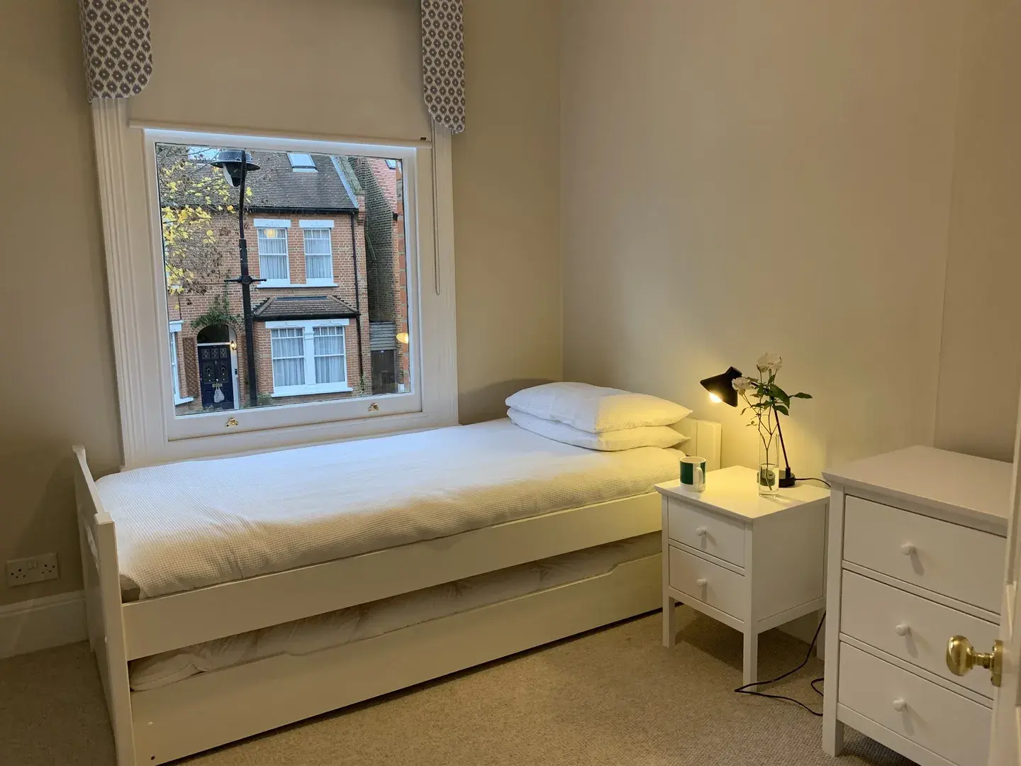 Webster Gardens, holiday home in London