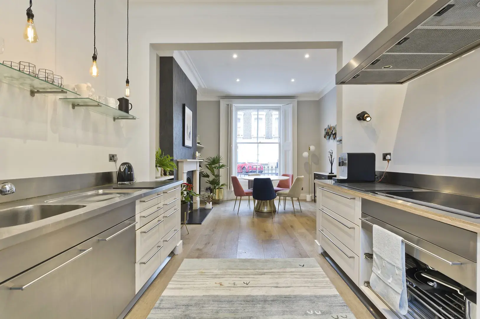 Chalcot Road II, holiday home in Primrose Hill, London