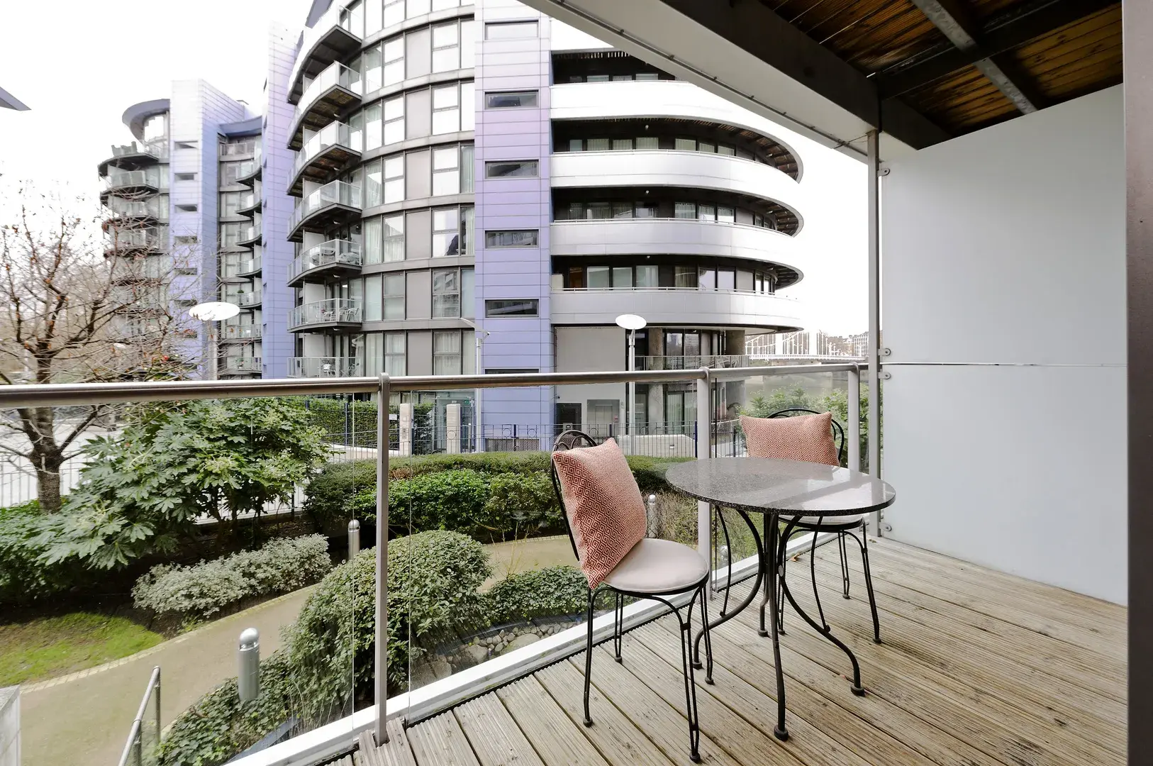 Chelsea Bridge Wharf II, holiday home in Chelsea, London