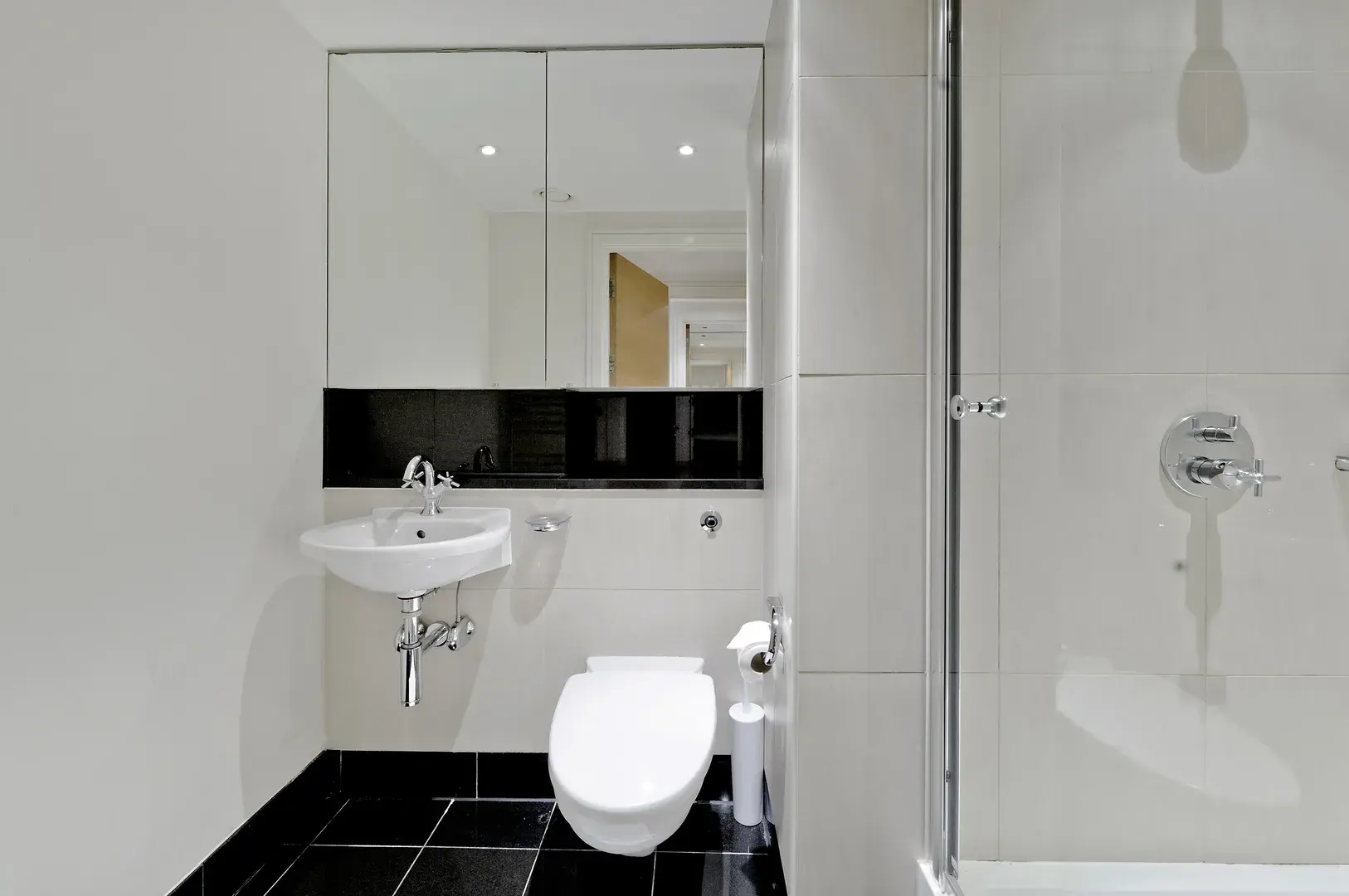 Chelsea Bridge Wharf II, holiday home in Chelsea, London