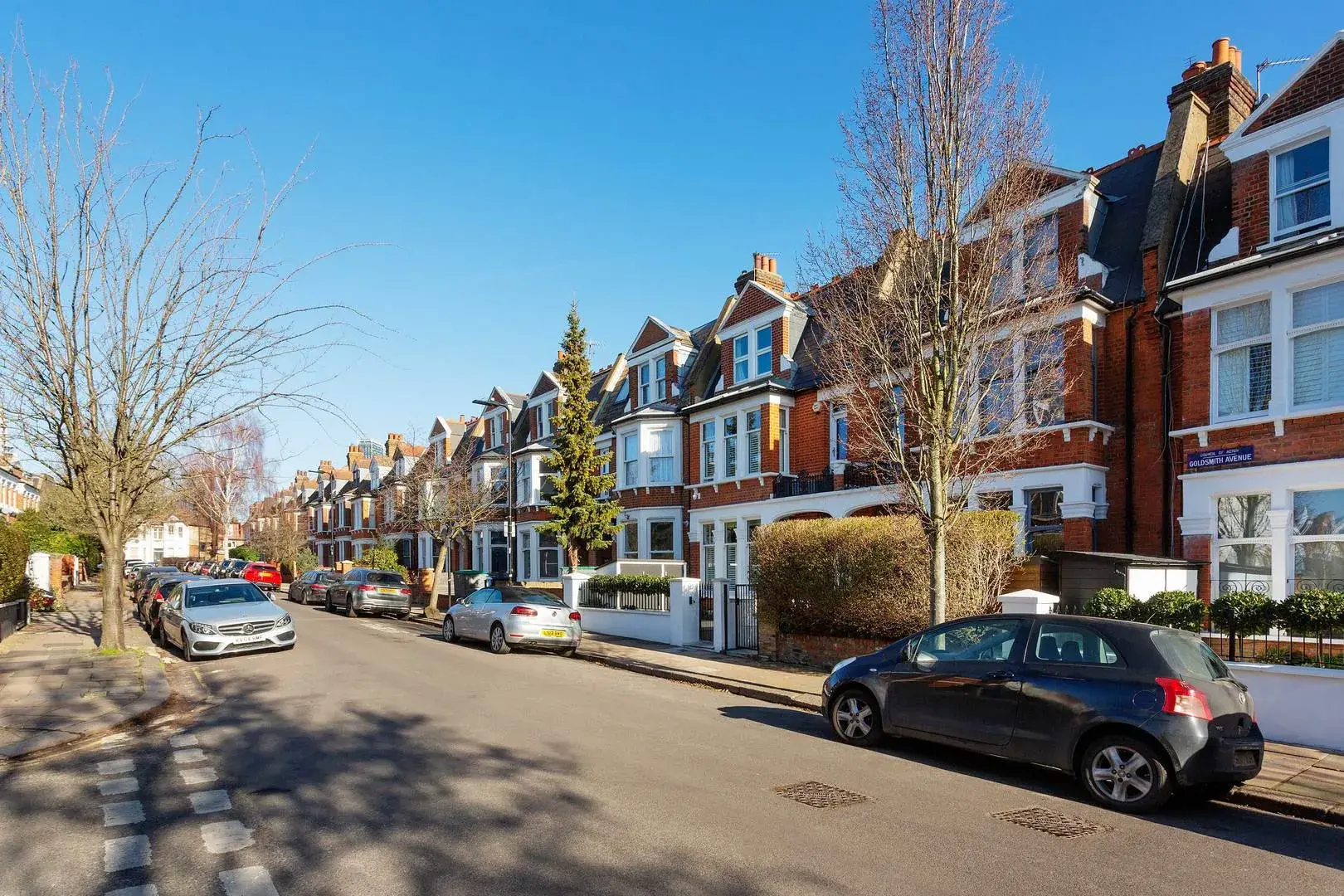 Goldsmith Avenue, holiday home in London