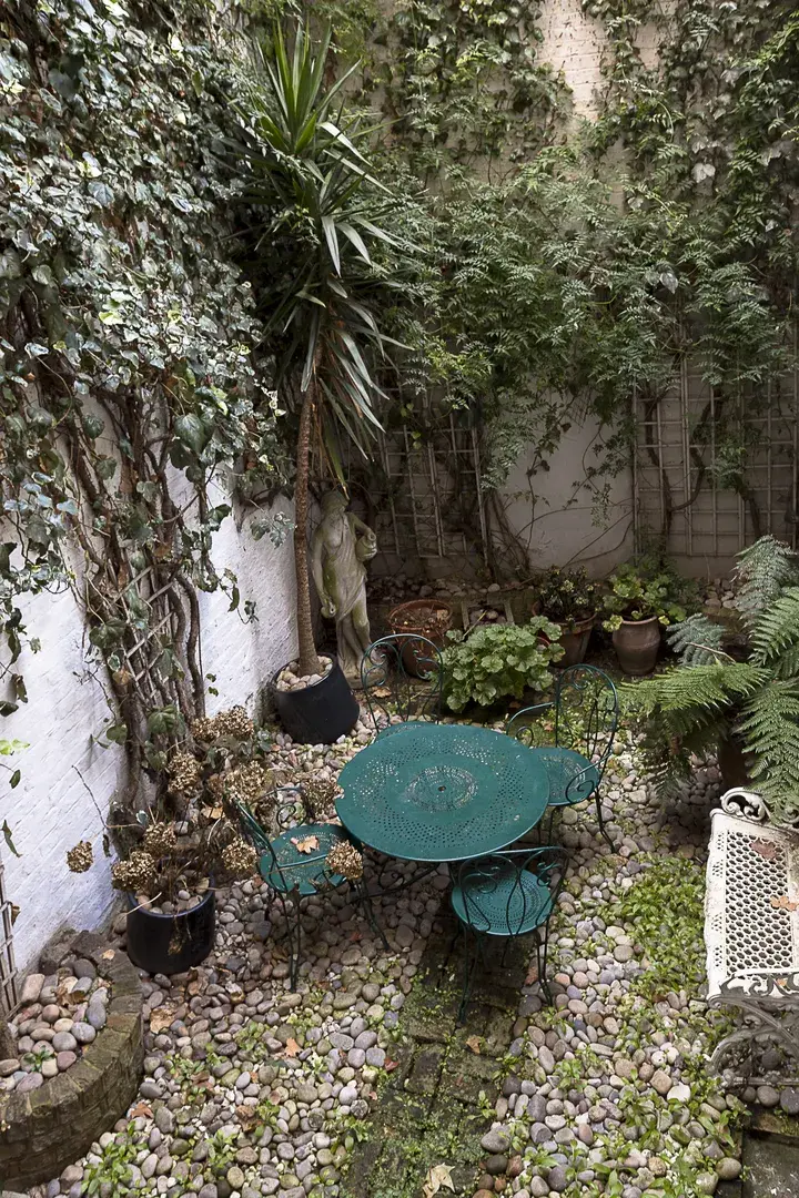 Mecklenburgh Square, holiday home in London