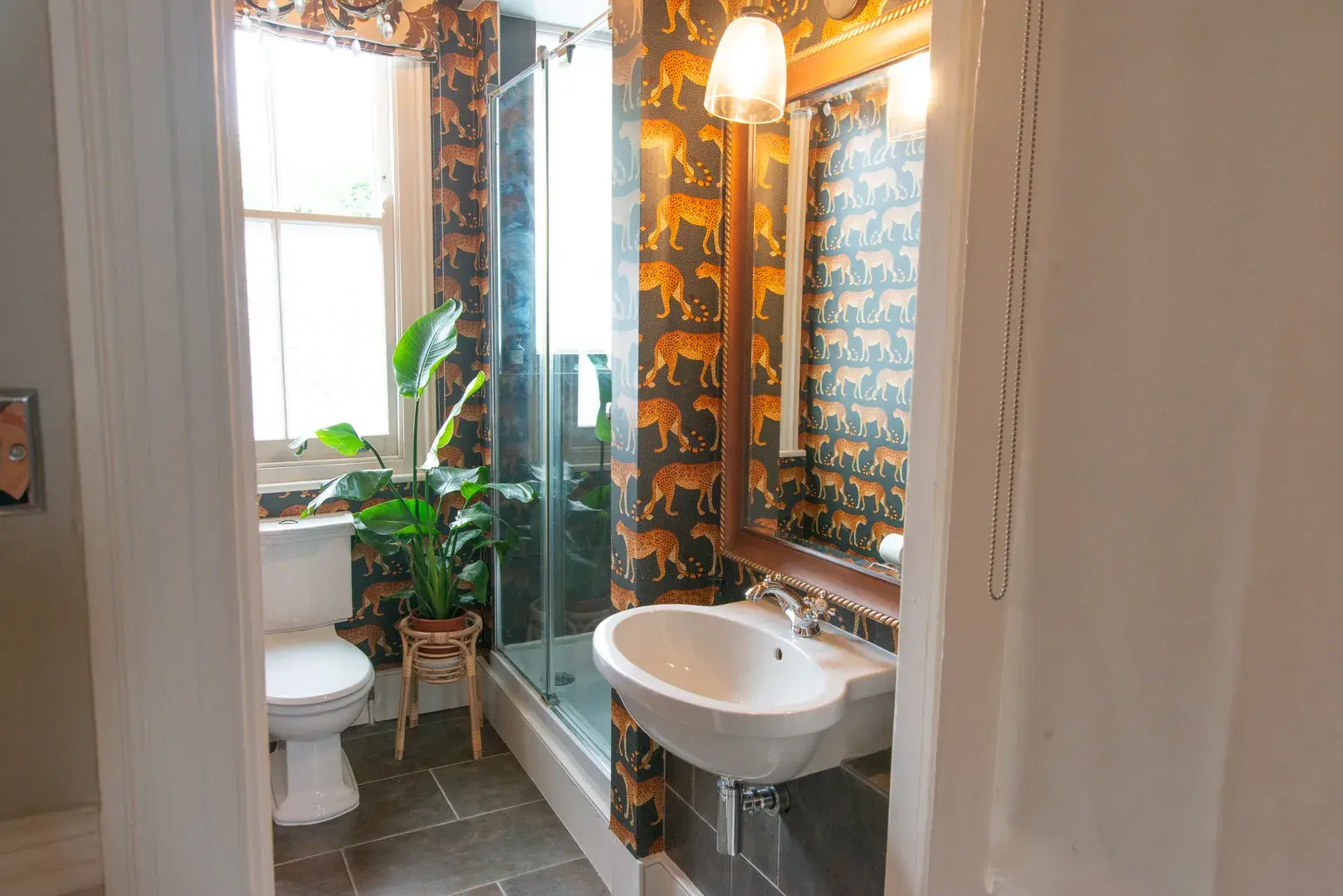 Manville Road, holiday home in London