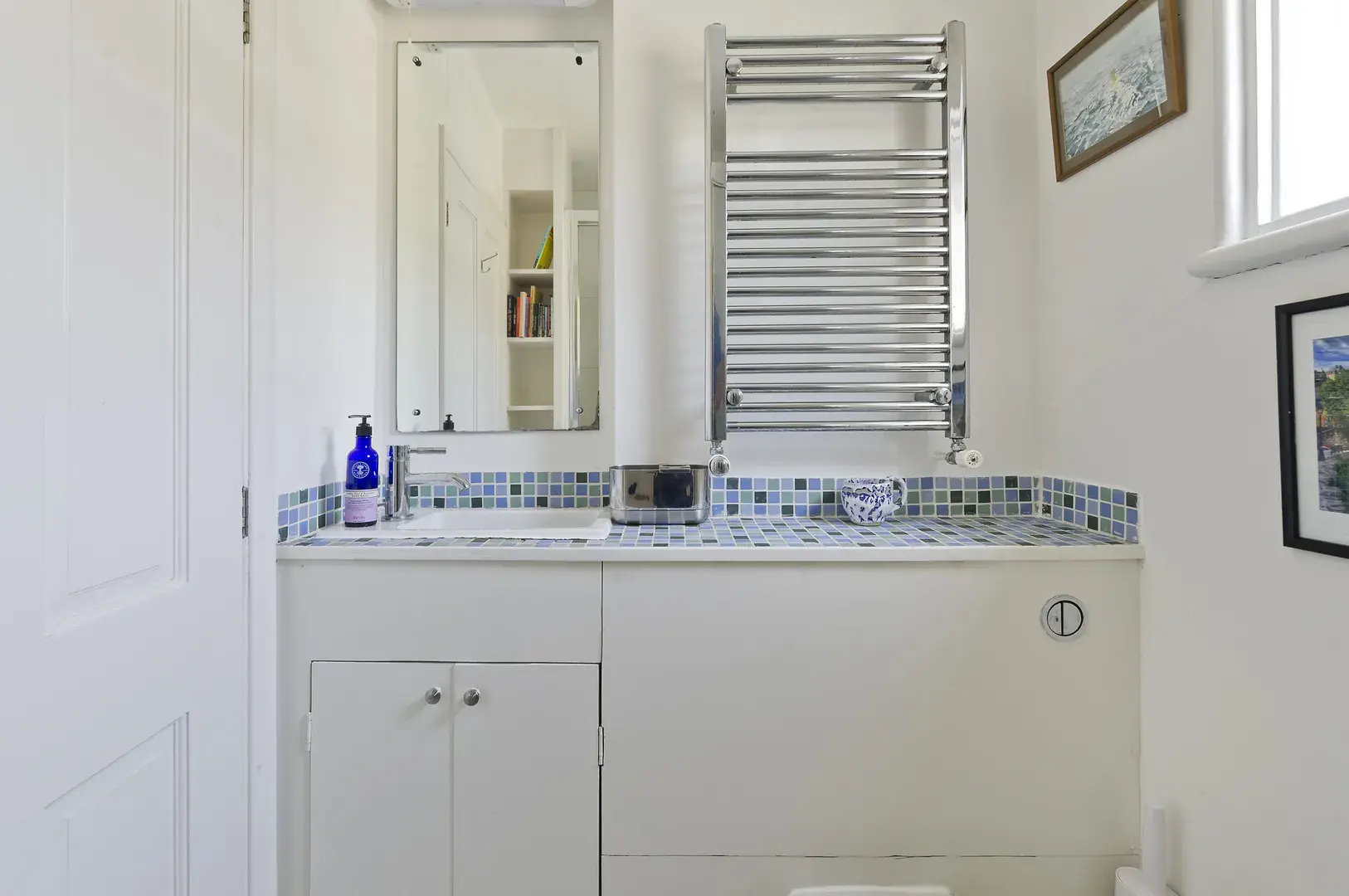 Grenville Road, holiday home in London