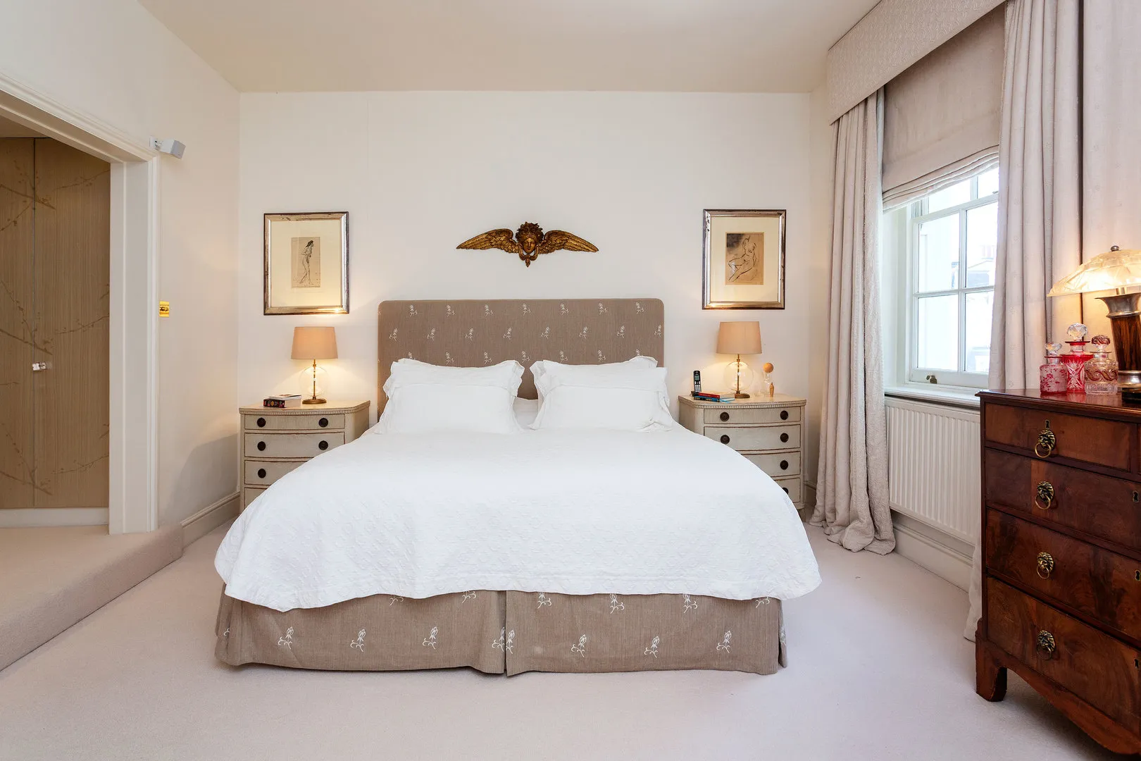 Montpelier Square, holiday home in Knightsbridge, London