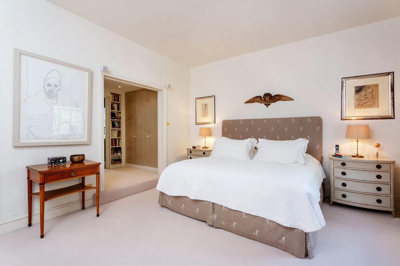 Montpelier Square, holiday home in Knightsbridge, London