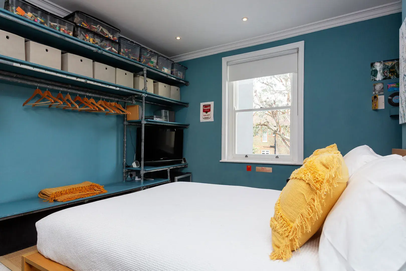 Mortlake Road, holiday home in Kew, London