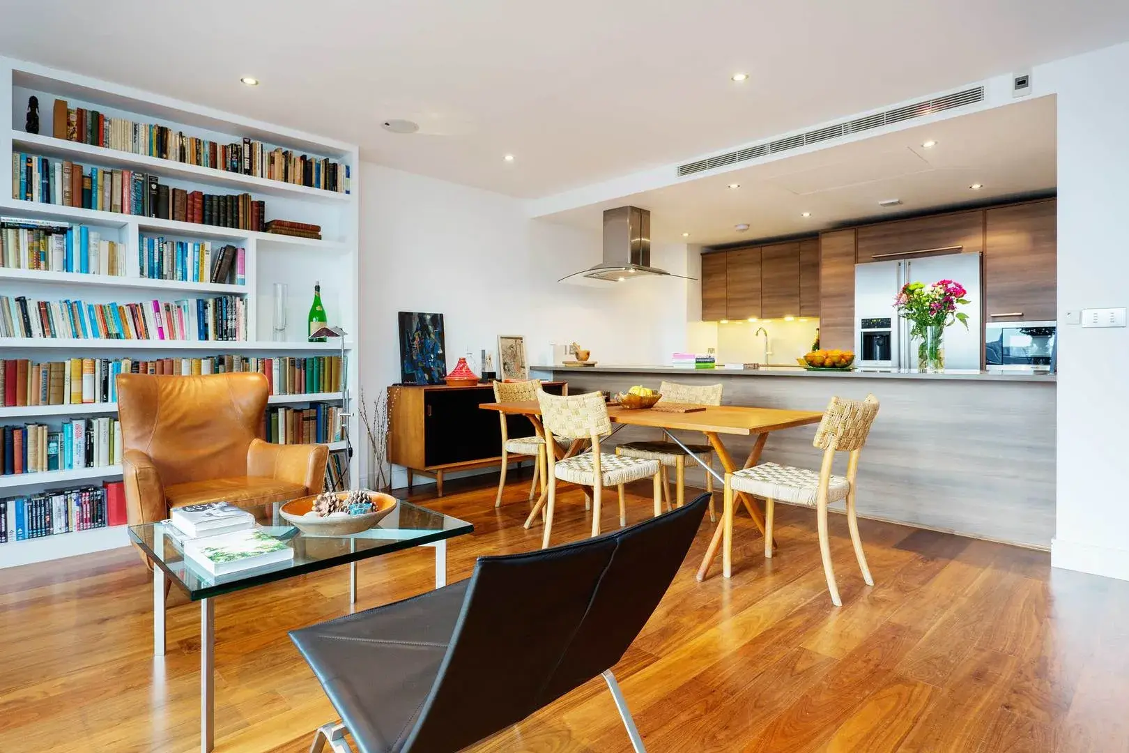 Lensbury Avenue, holiday home in Fulham, London