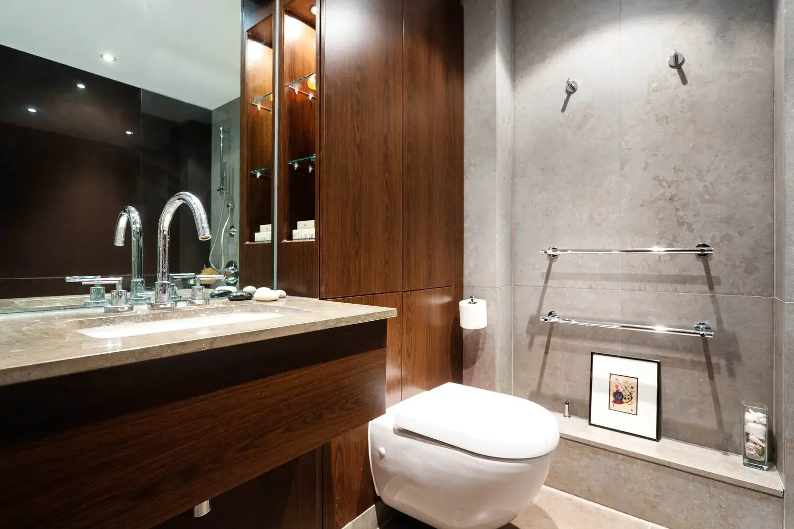 Lensbury Avenue, holiday home in Fulham, London