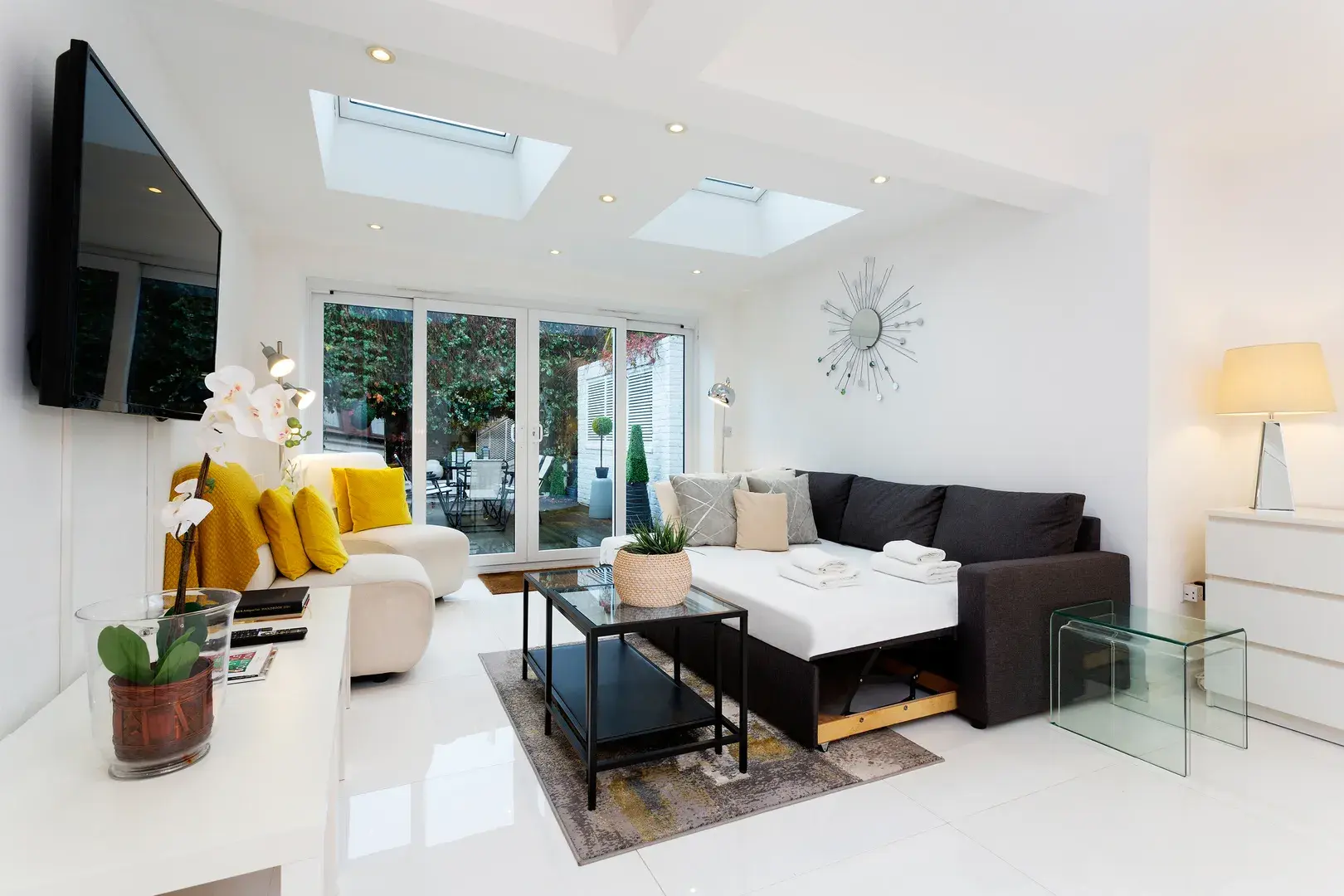 Redfield Lane, holiday home in Kensington, London