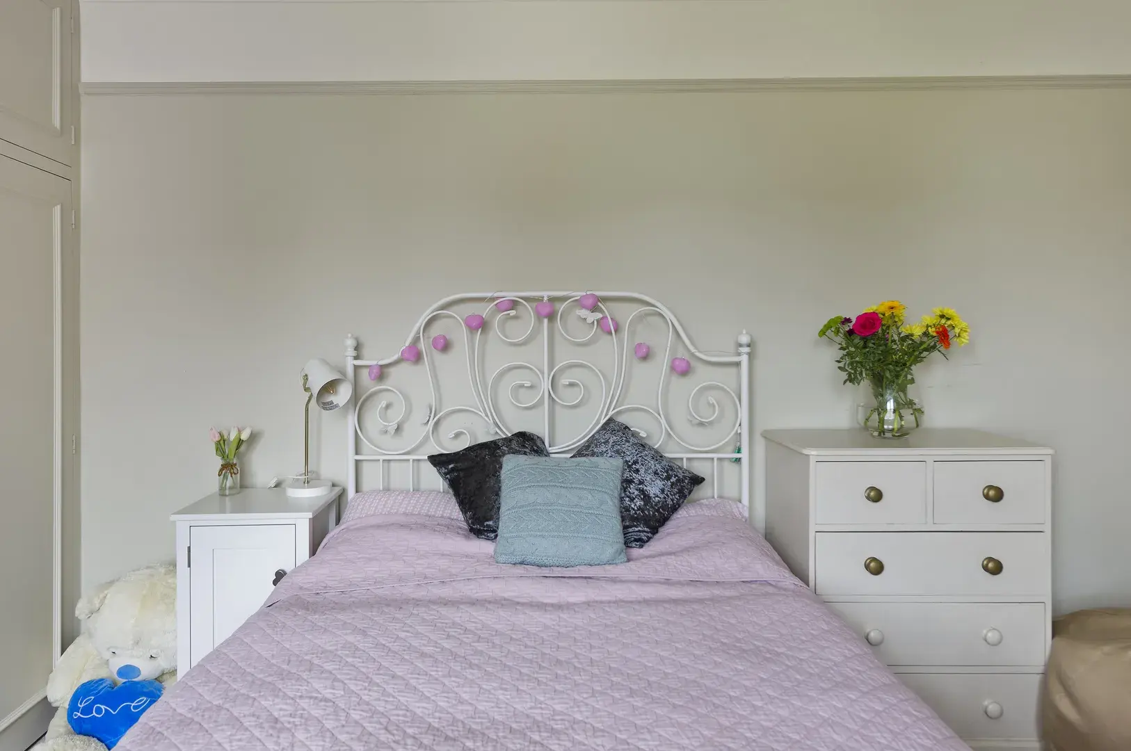 Frewin Road, holiday home in Wandsworth, London