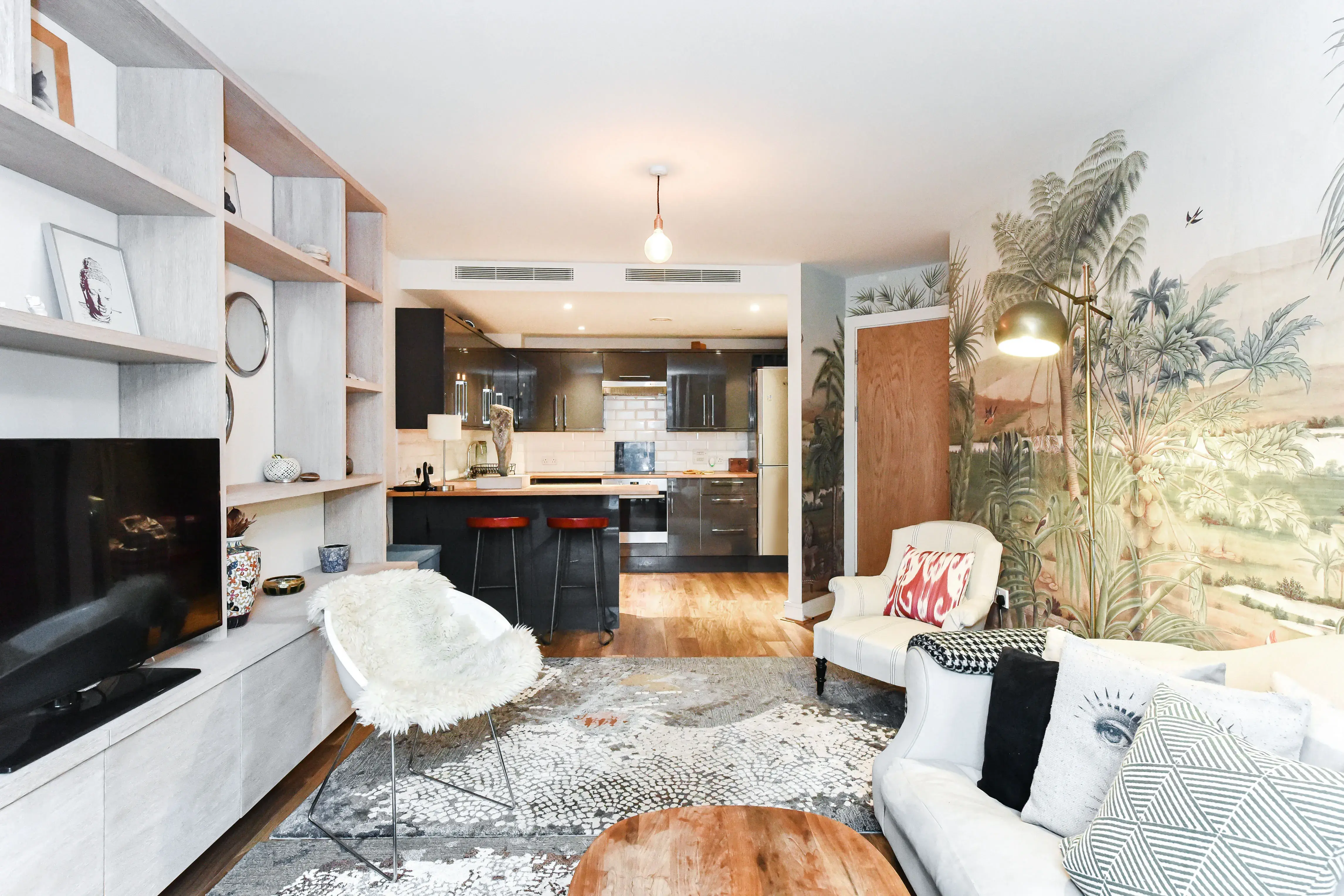 Chelsea Bridge Wharf, holiday home in Battersea, London