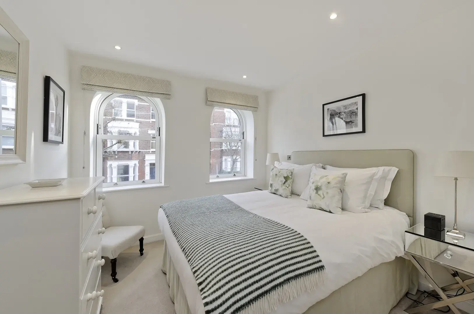 Wendle Square, holiday home in Battersea, London