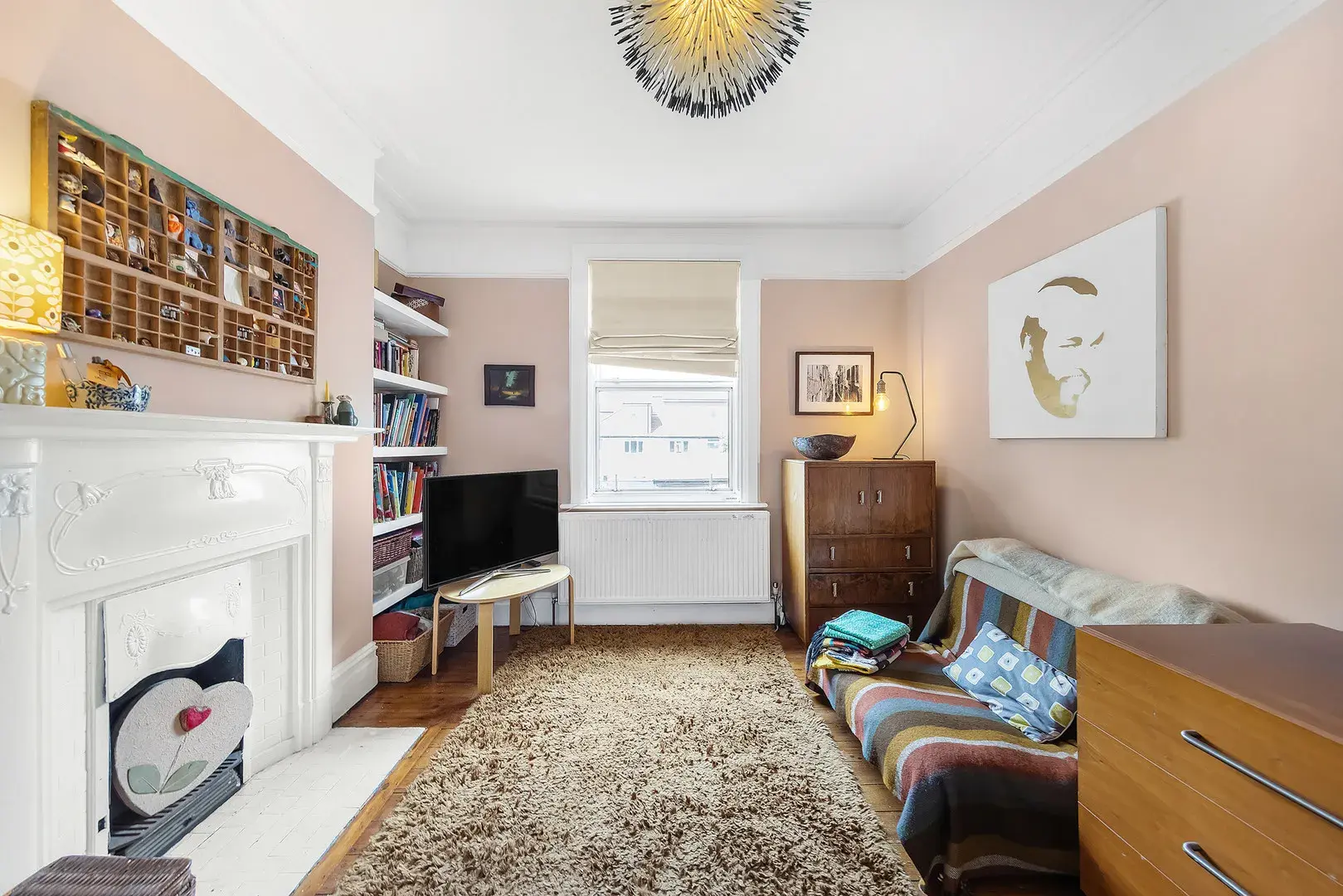 First Avenue II, holiday home in London