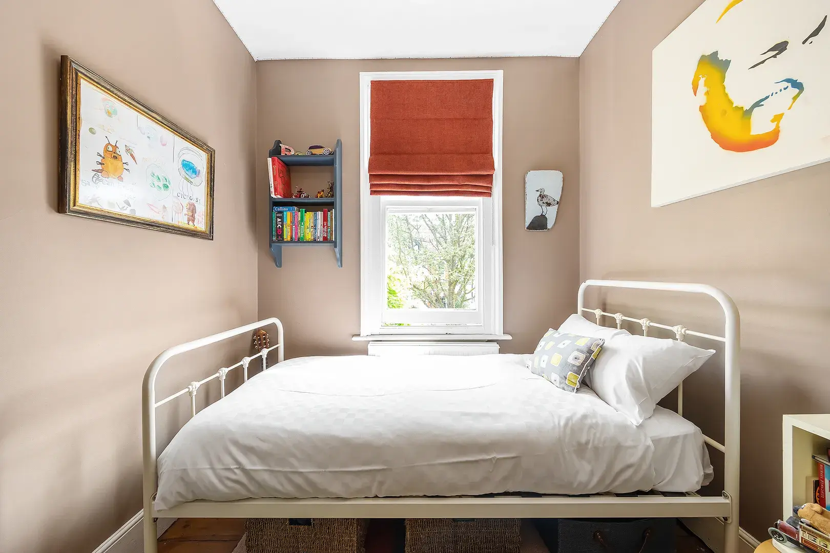 First Avenue II, holiday home in London