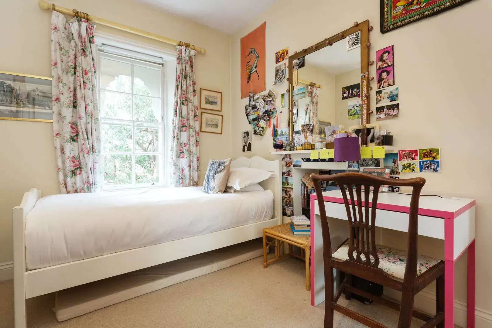 Goldhawk Road, holiday home in London